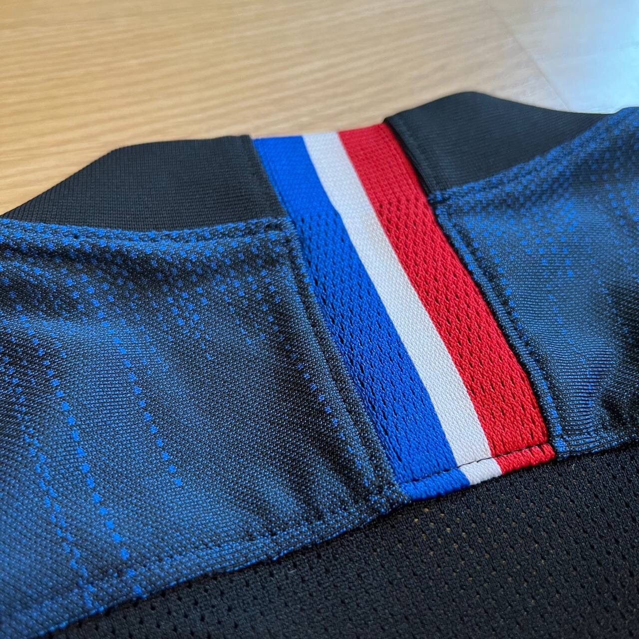 Jordan Brand × Nike PSG/PARIS SAINT-GERMAIN JORDAN NIKE 2019/20 TRAINING JERSEY Size US L / EU 52-54 / 3 - 8 Thumbnail
