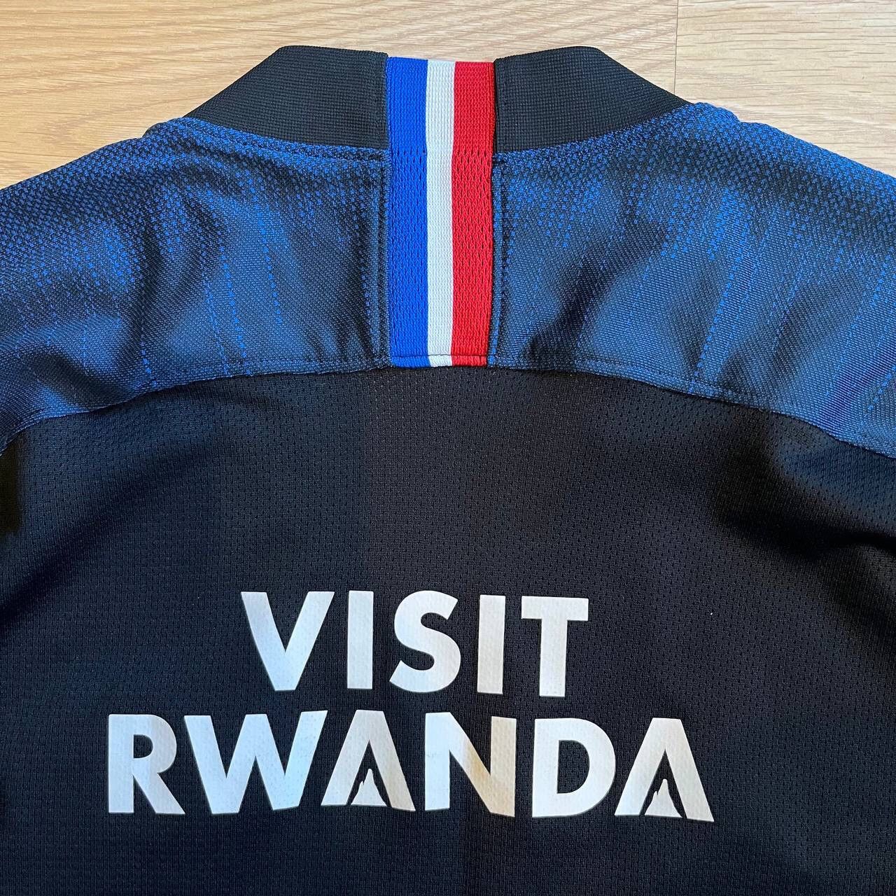 Jordan Brand × Nike PSG/PARIS SAINT-GERMAIN JORDAN NIKE 2019/20 TRAINING JERSEY Size US L / EU 52-54 / 3 - 7 Thumbnail