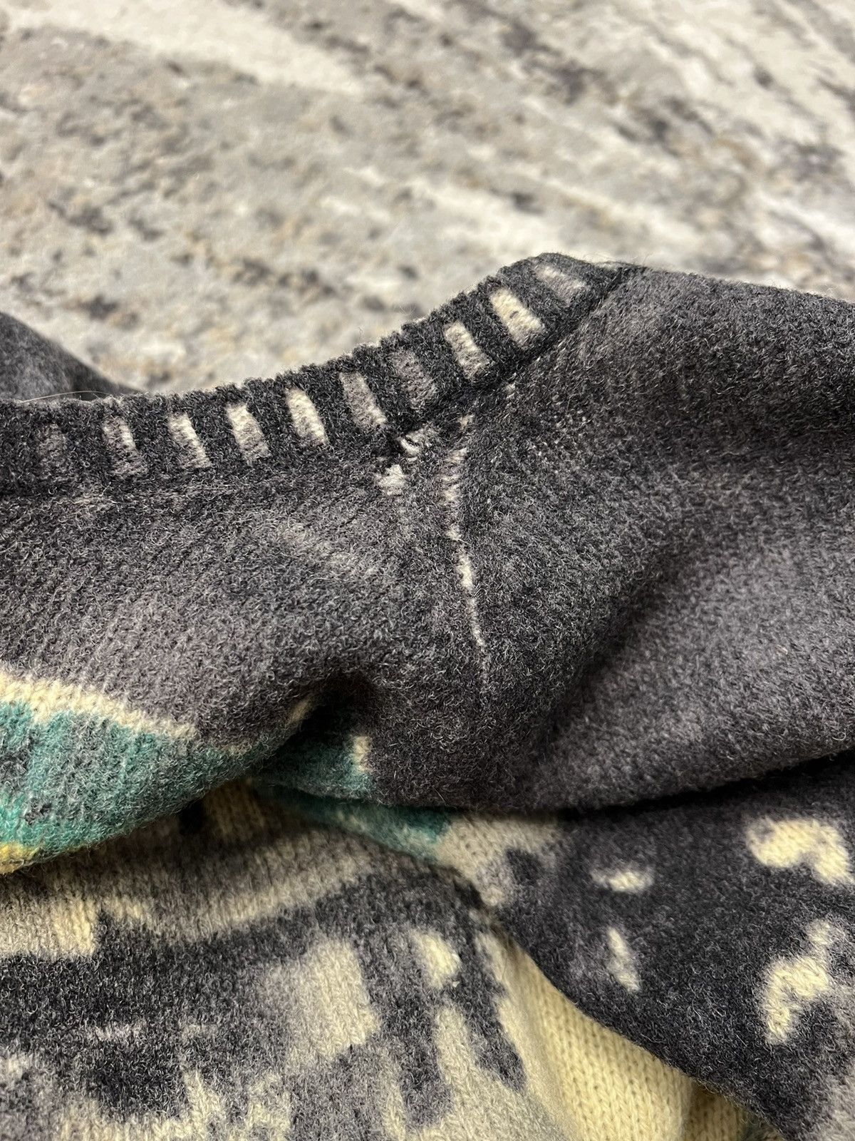 Prada Prada AW17 Shetland Village wool sweater Size US L / EU 52-54 / 3 - 7 Thumbnail