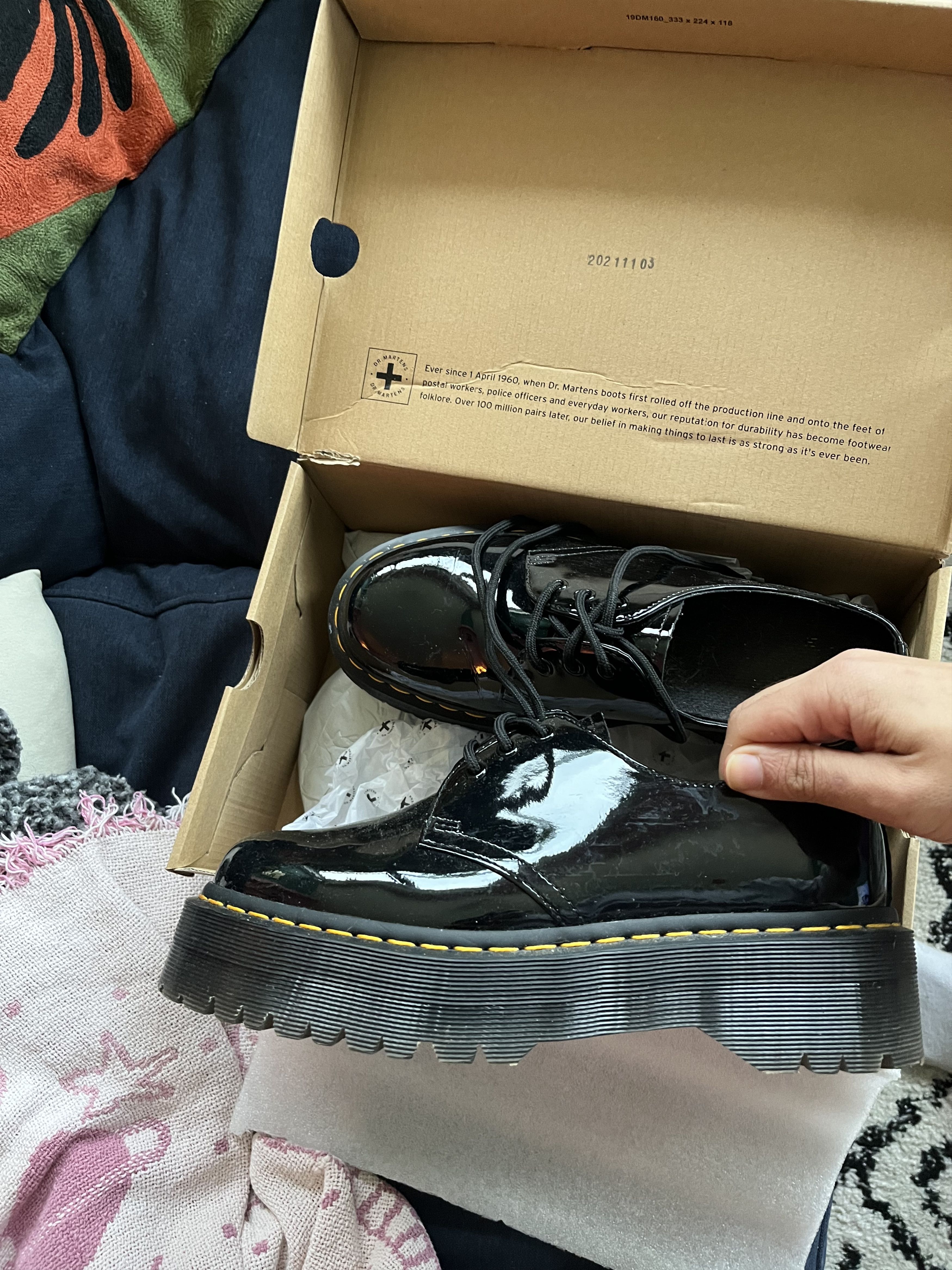 Dr. Martens 1461 QUAD DOCS Size US 9 / EU 42 - 3 Thumbnail