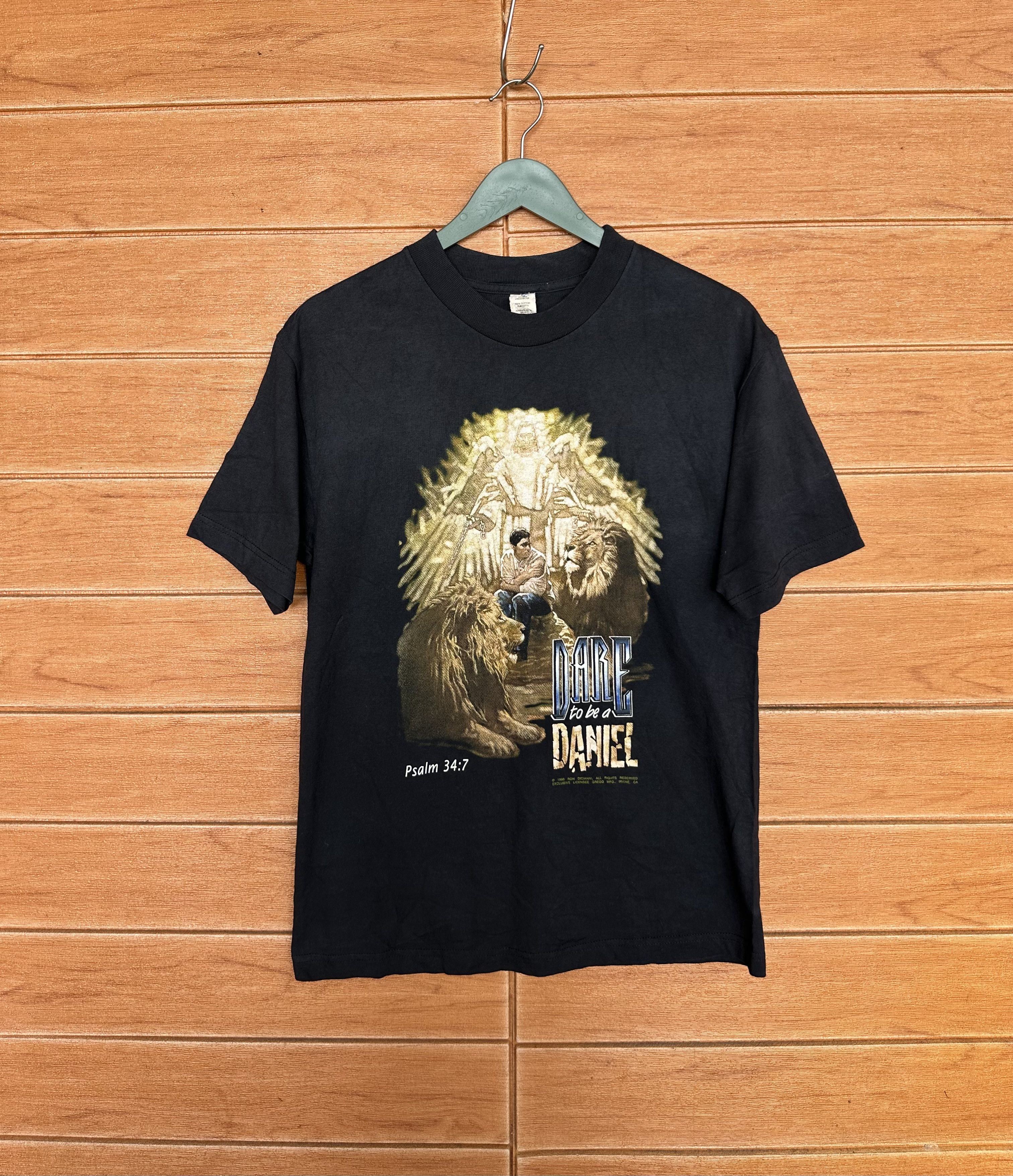 Christian Pellizzari 90s Living Epistles Dare To Be A Daniel Lions Angel Psalm Size US M / EU 48-50 / 2 - 2 Thumbnail