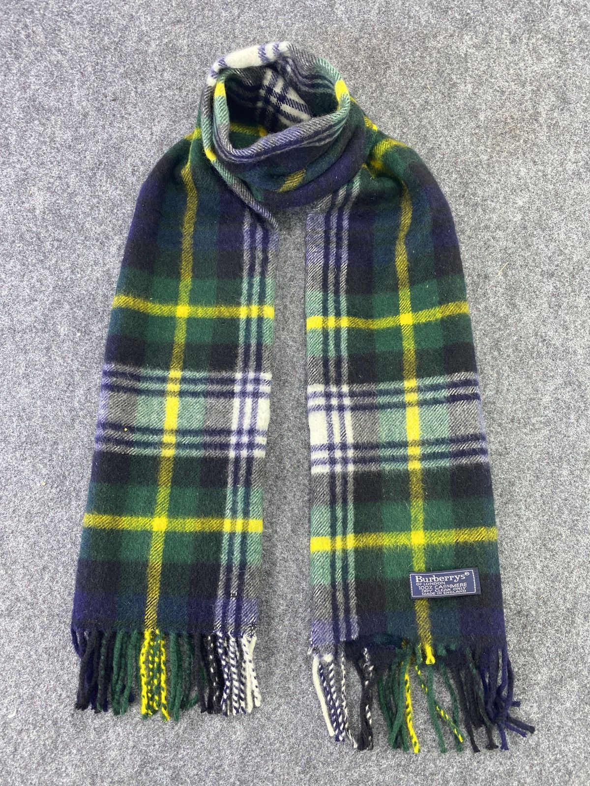 Burberry Vintage Burberry Scarf/Muffler -T088 Size ONE SIZE - 2 Thumbnail