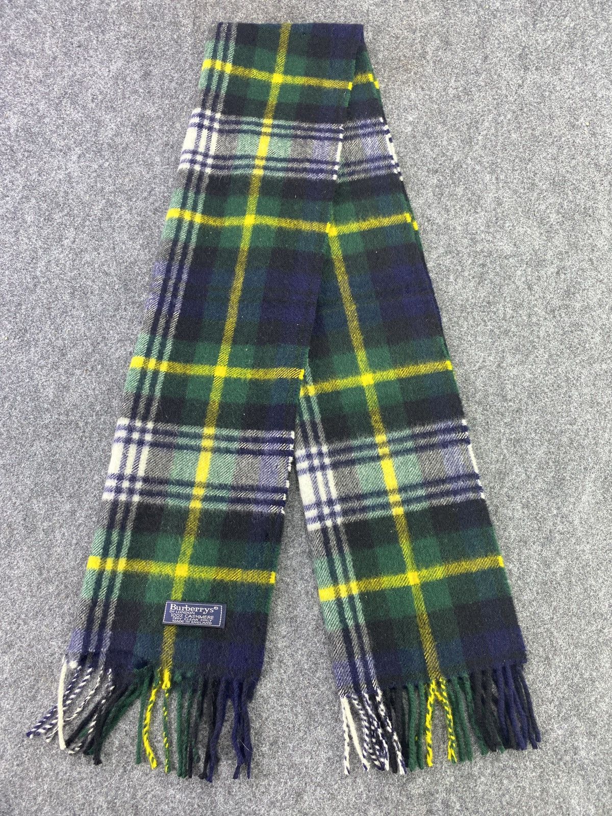 Burberry Vintage Burberry Scarf/Muffler -T088 Size ONE SIZE - 3 Thumbnail