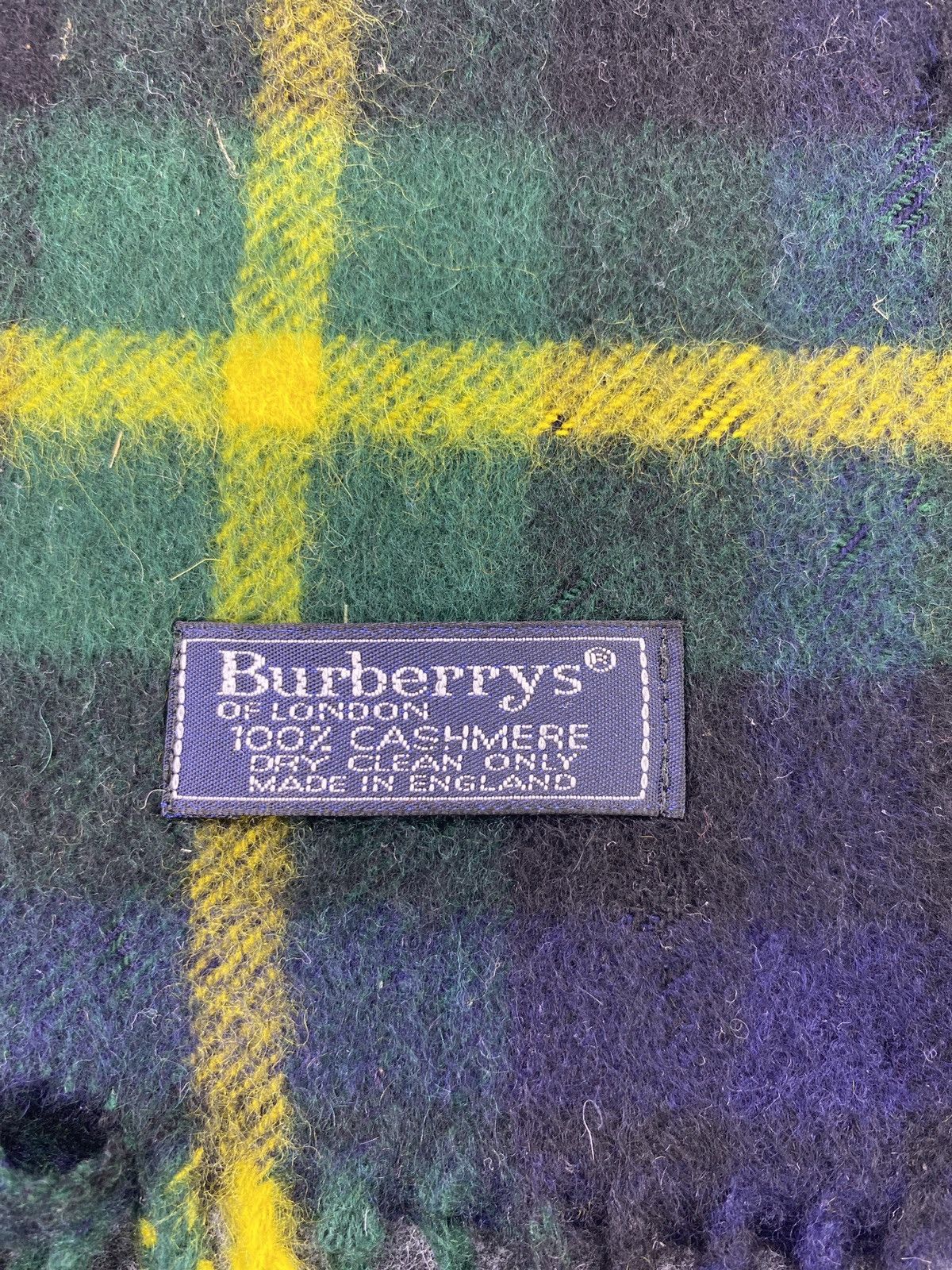Burberry Vintage Burberry Scarf/Muffler -T088 Size ONE SIZE - 4 Thumbnail