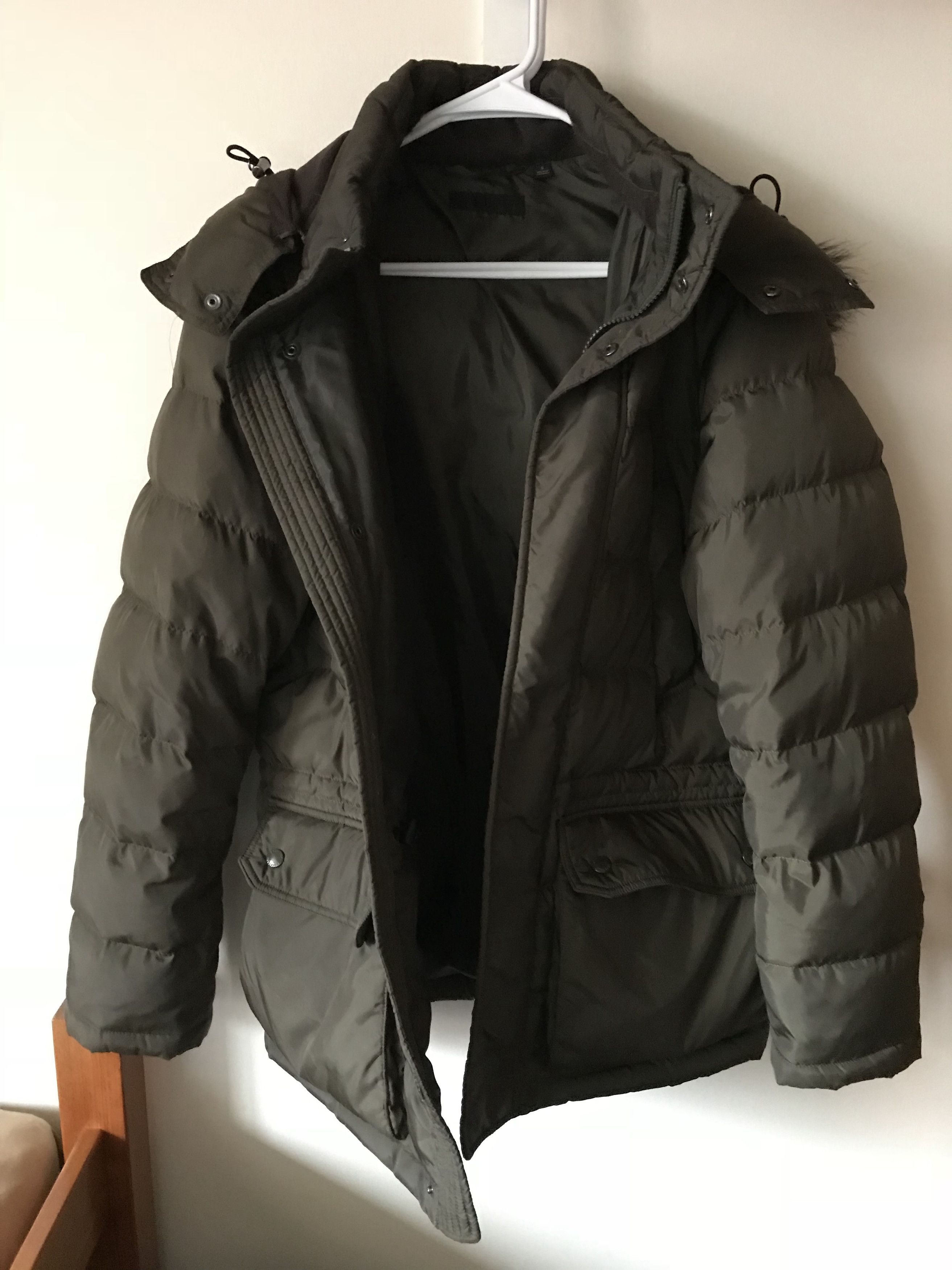Uniqlo Hooded Olive Down Puffer Jacket | Grailed