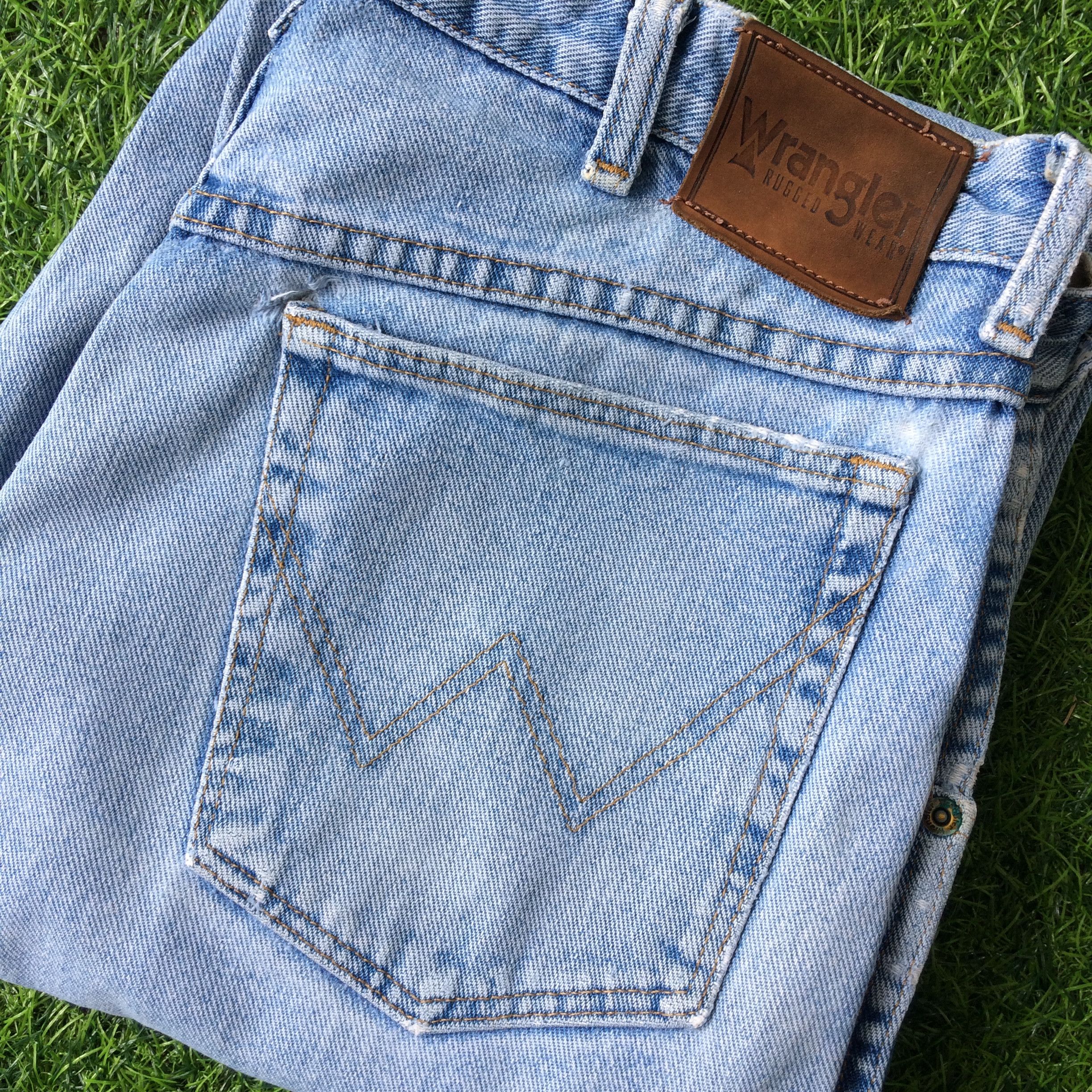 Wrangler Wrangler Western Distressed Faded Jeans #B-318 Size US 33 - 9 Thumbnail