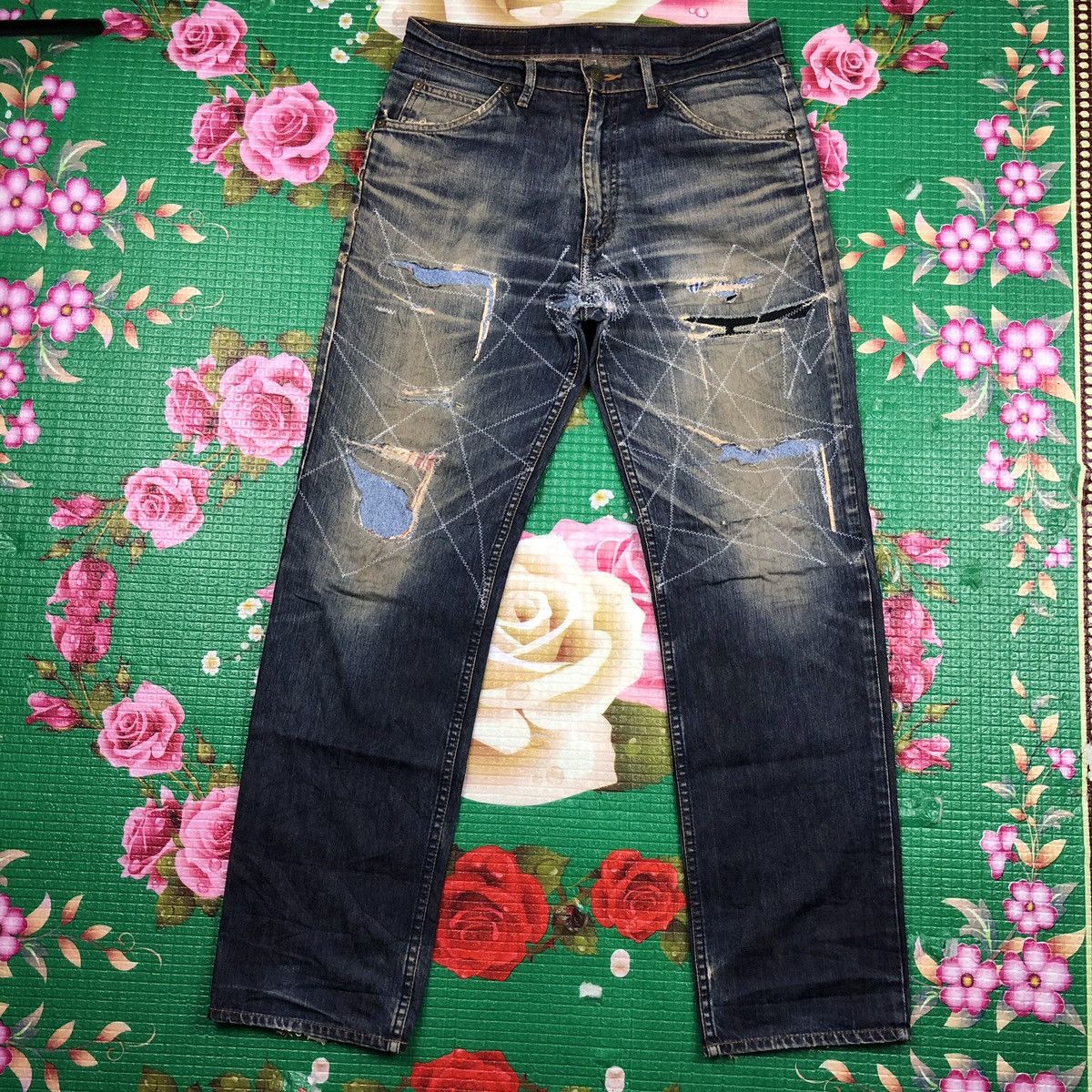 Levi's Vintage Clothing Vintage Levis patchwork jeans distressed denim rare design Size US 32 / EU 48 - 1 Thumbnail