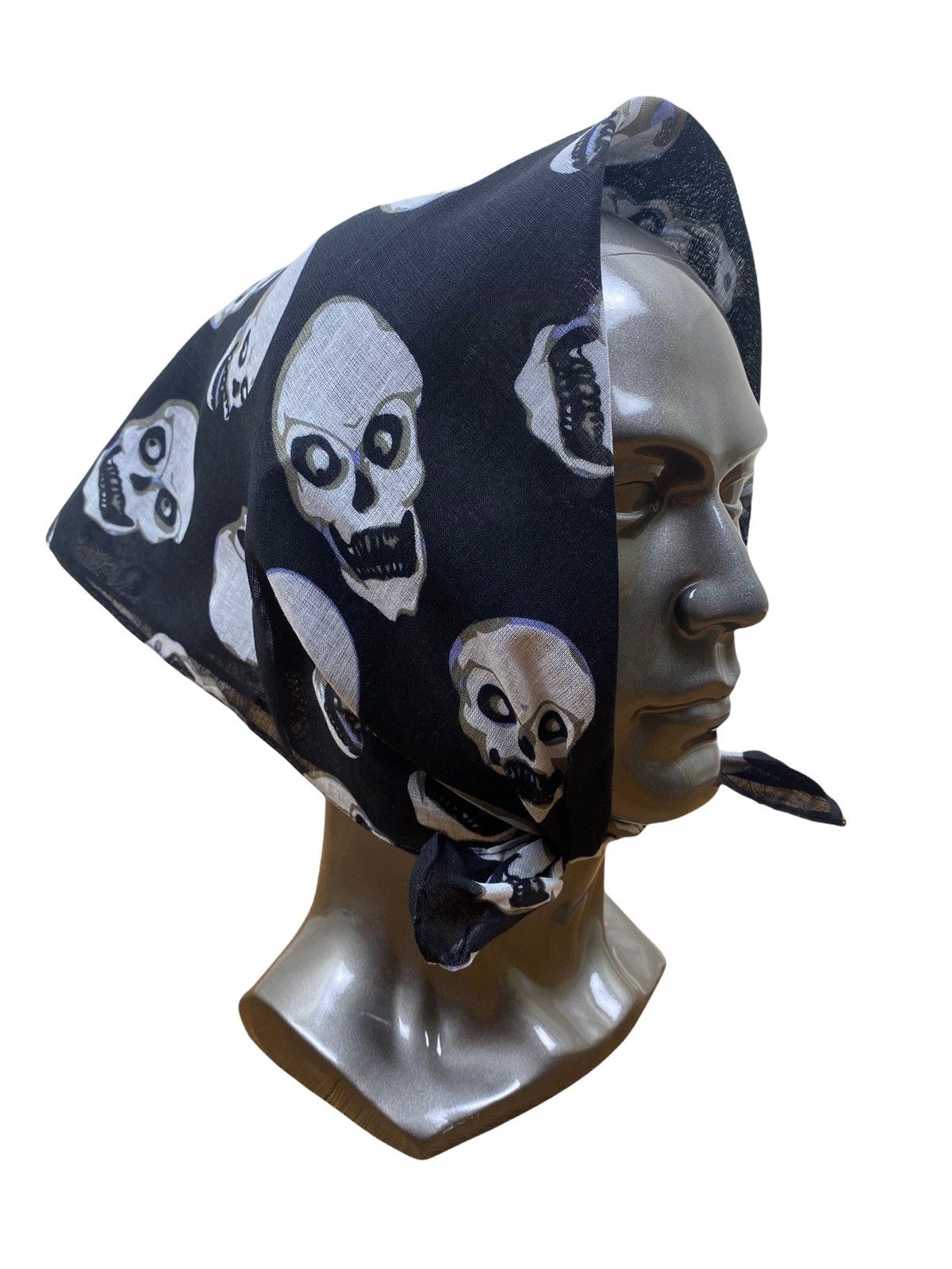 Japanese Brand Japanese Skull Scarf Handkerchief Neckerchief Bandana Size ONE SIZE - 1 Thumbnail