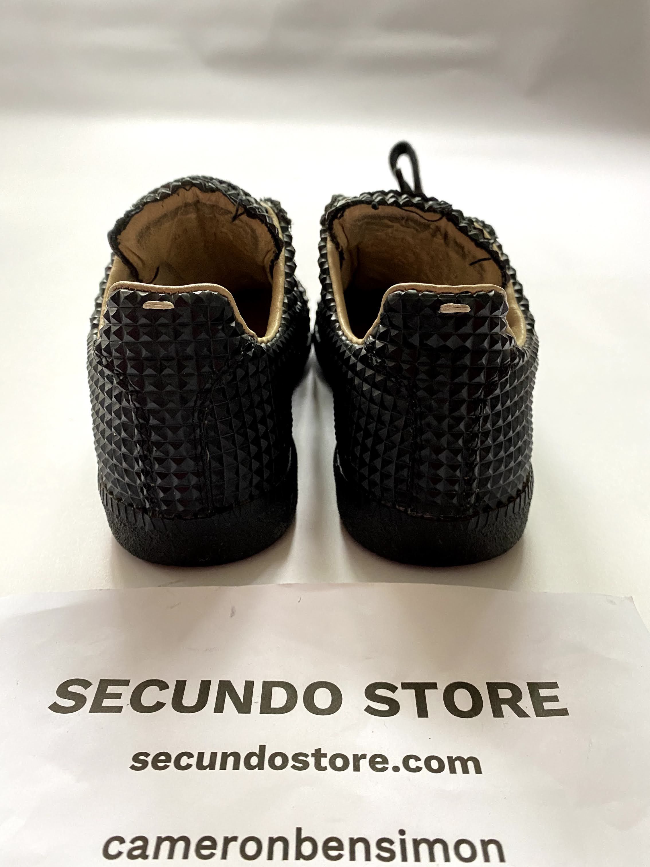 Maison Margiela ⚡️QUICK SALE⚡️Maison Margiela Spike Black Replica Low Size US 7 / IT 37 - 4 Thumbnail