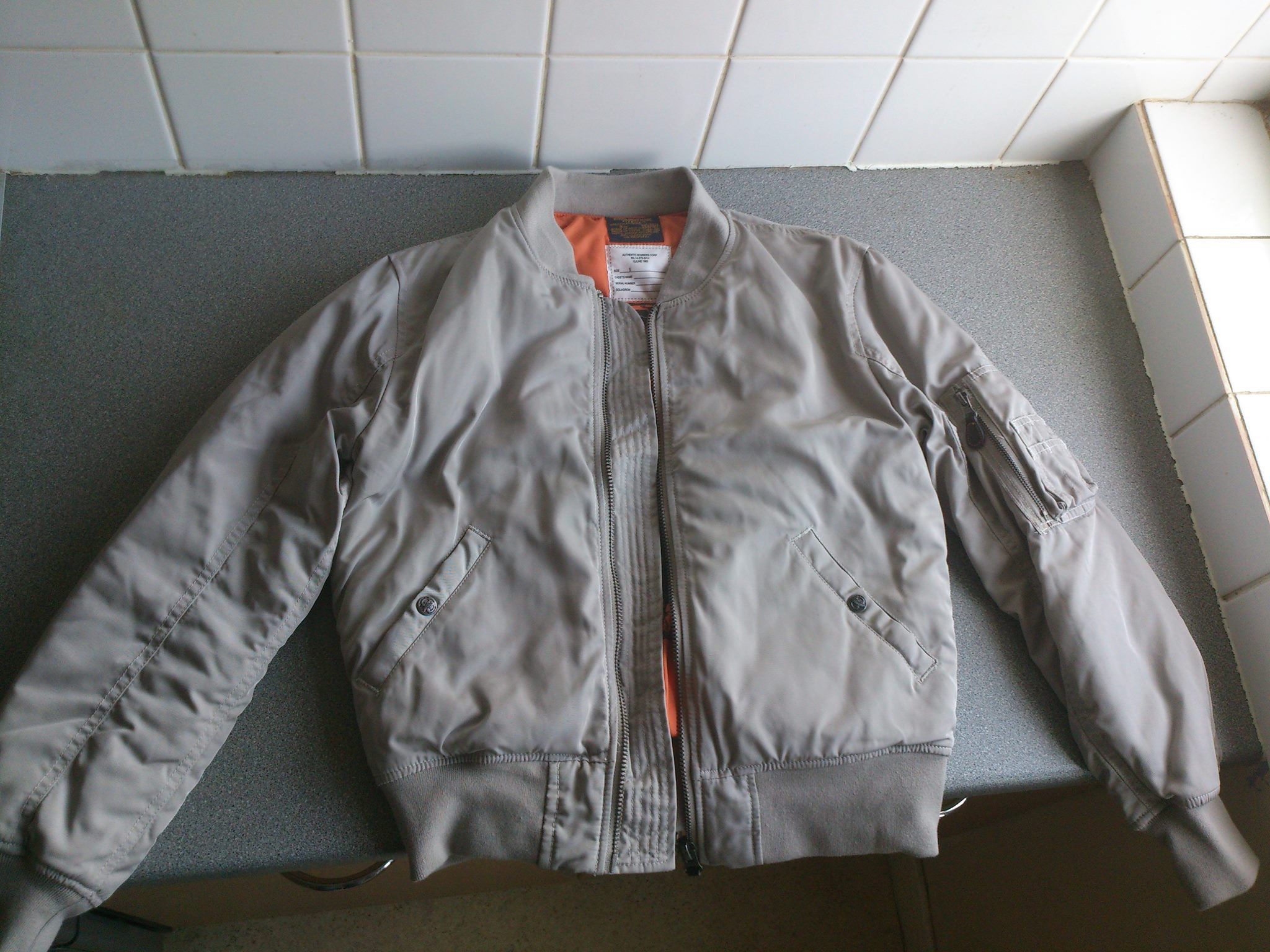 Hotel Manufacture White Bomber MA-1 Jacket Size US S / EU 44-46 / 1 - 1 Preview
