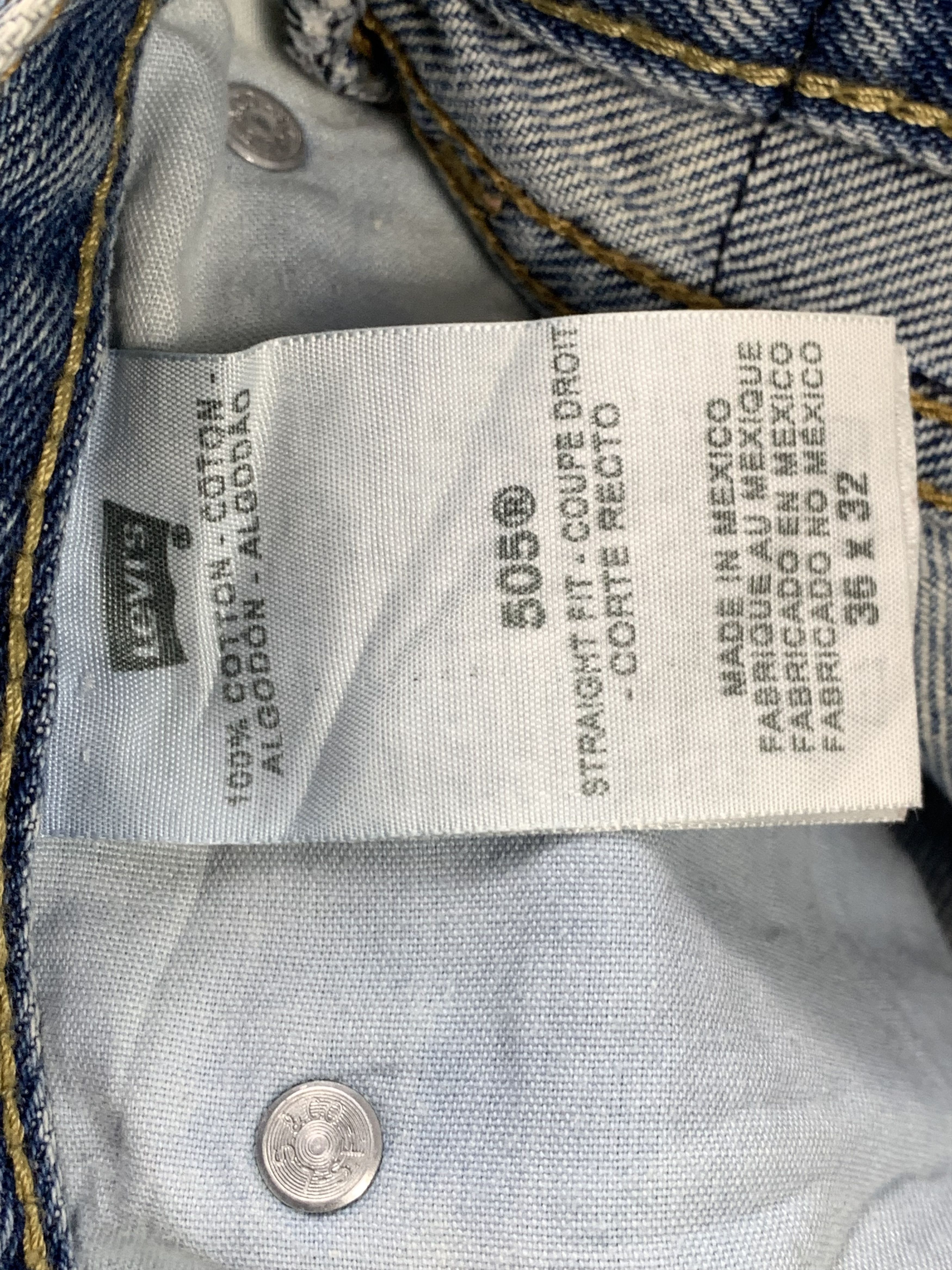 Levi's Vintage Levis 505 Light Wash Jeans DP2165 Size US 37 - 9 Thumbnail