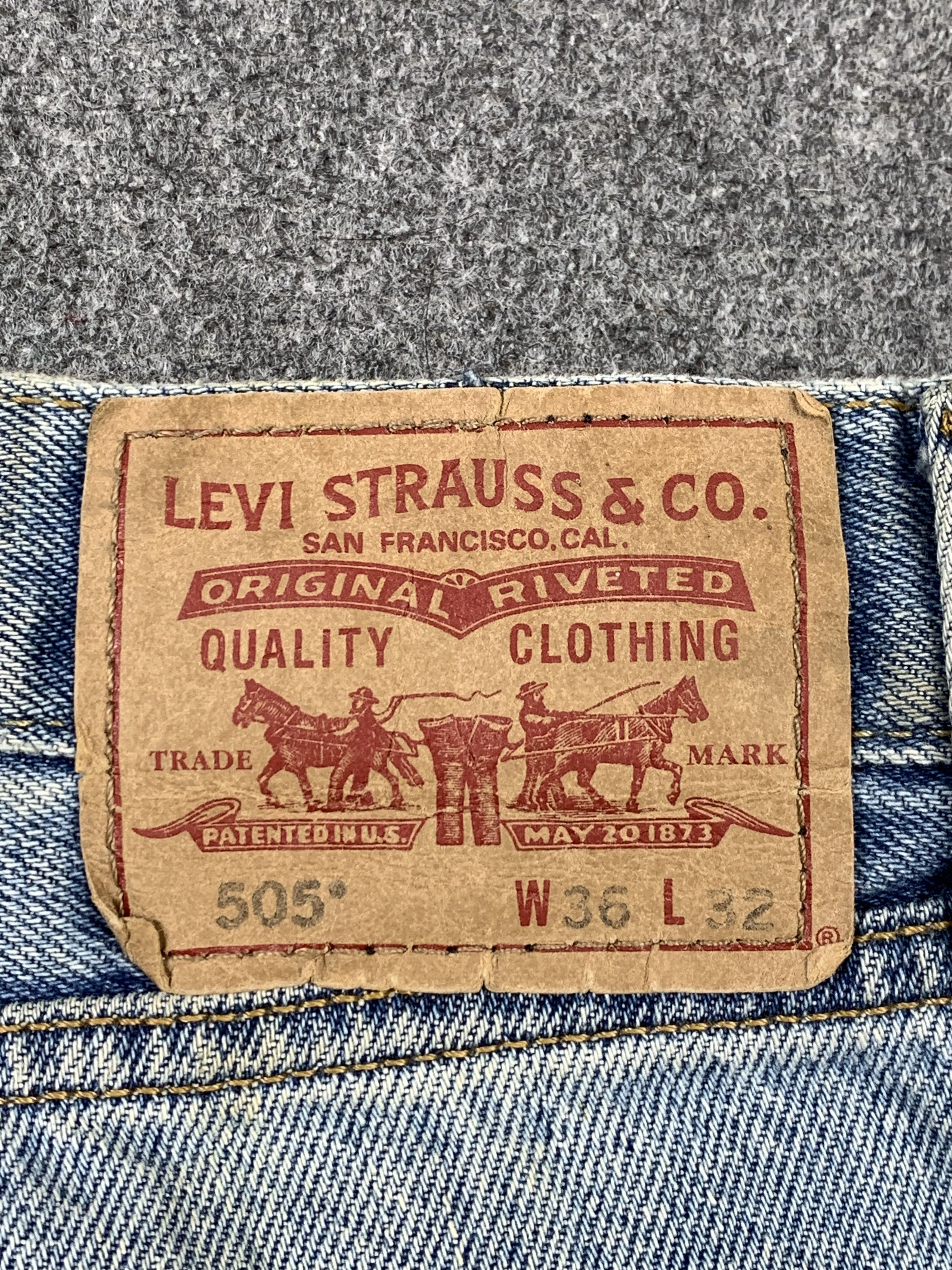 Levi's Vintage Levis 505 Light Wash Jeans DP2165 Size US 37 - 3 Thumbnail