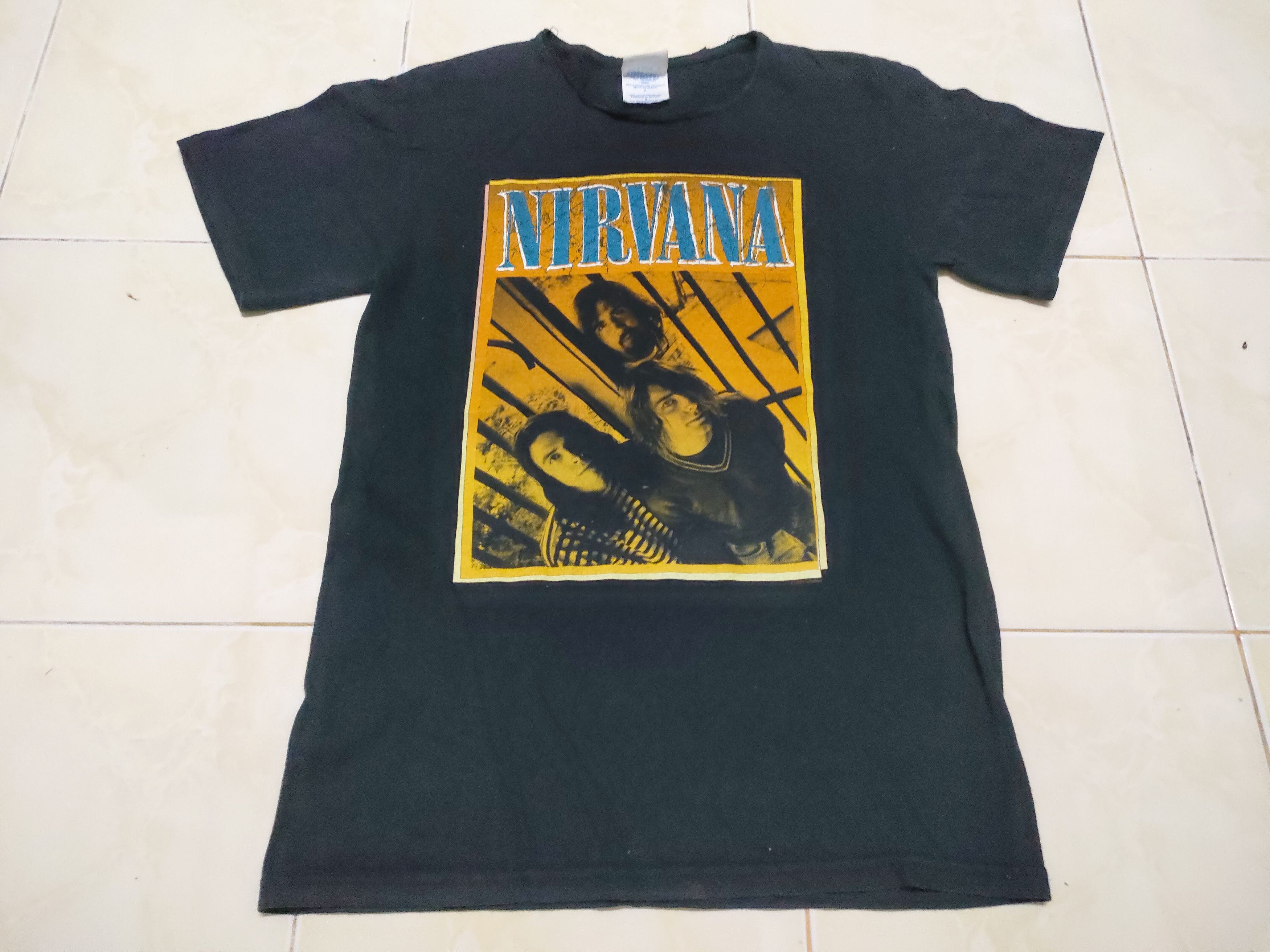 Nirvana Distress Vintage Nirvana Music Band Alternative Rock Tee Size US S / EU 44-46 / 1 - 5 Thumbnail