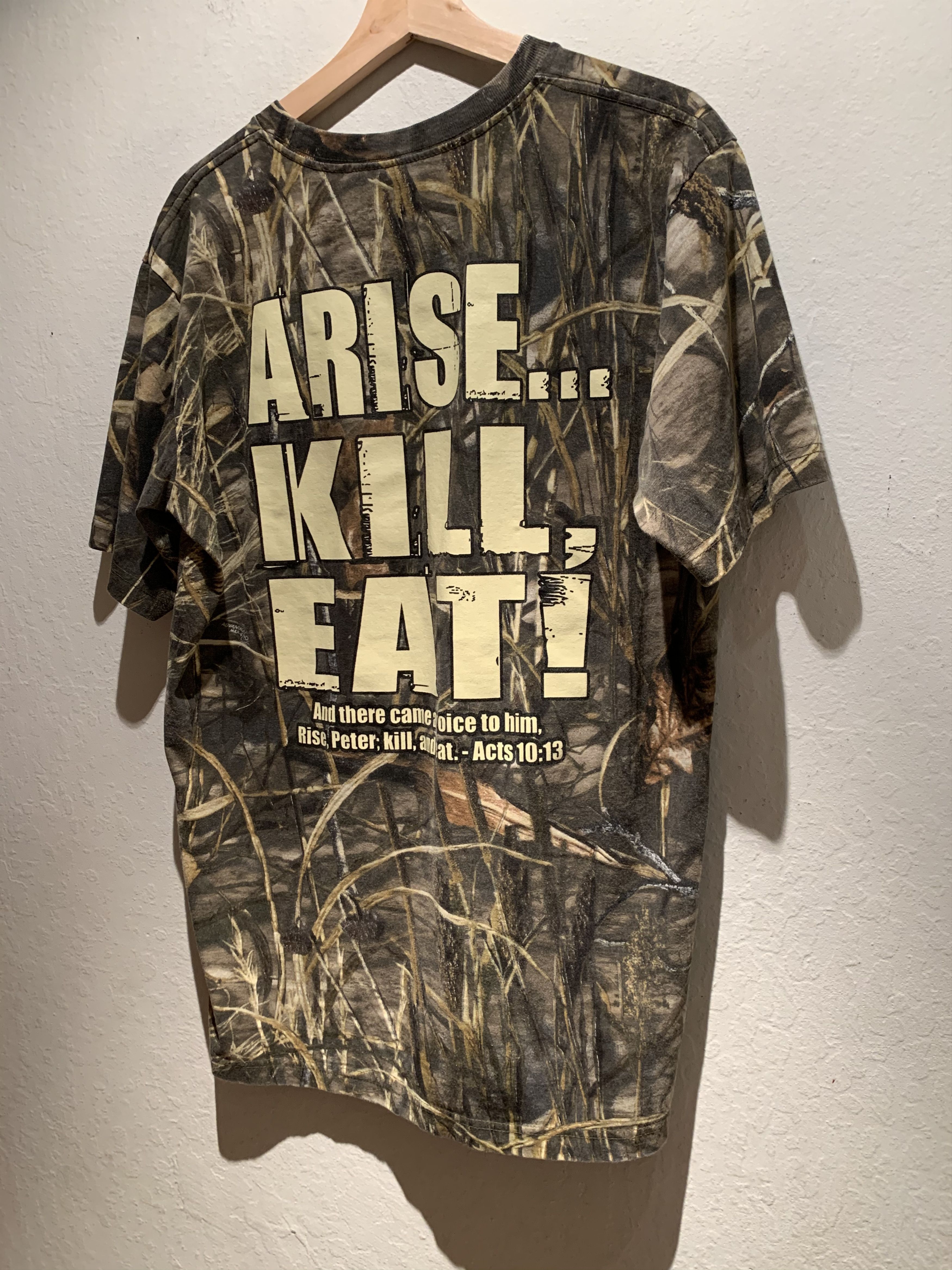 Vintage *RARE* Vintage RealTree Acts 10:13 Arise Kill Eat Camo Shirt Size US L / EU 52-54 / 3 - 1 Thumbnail