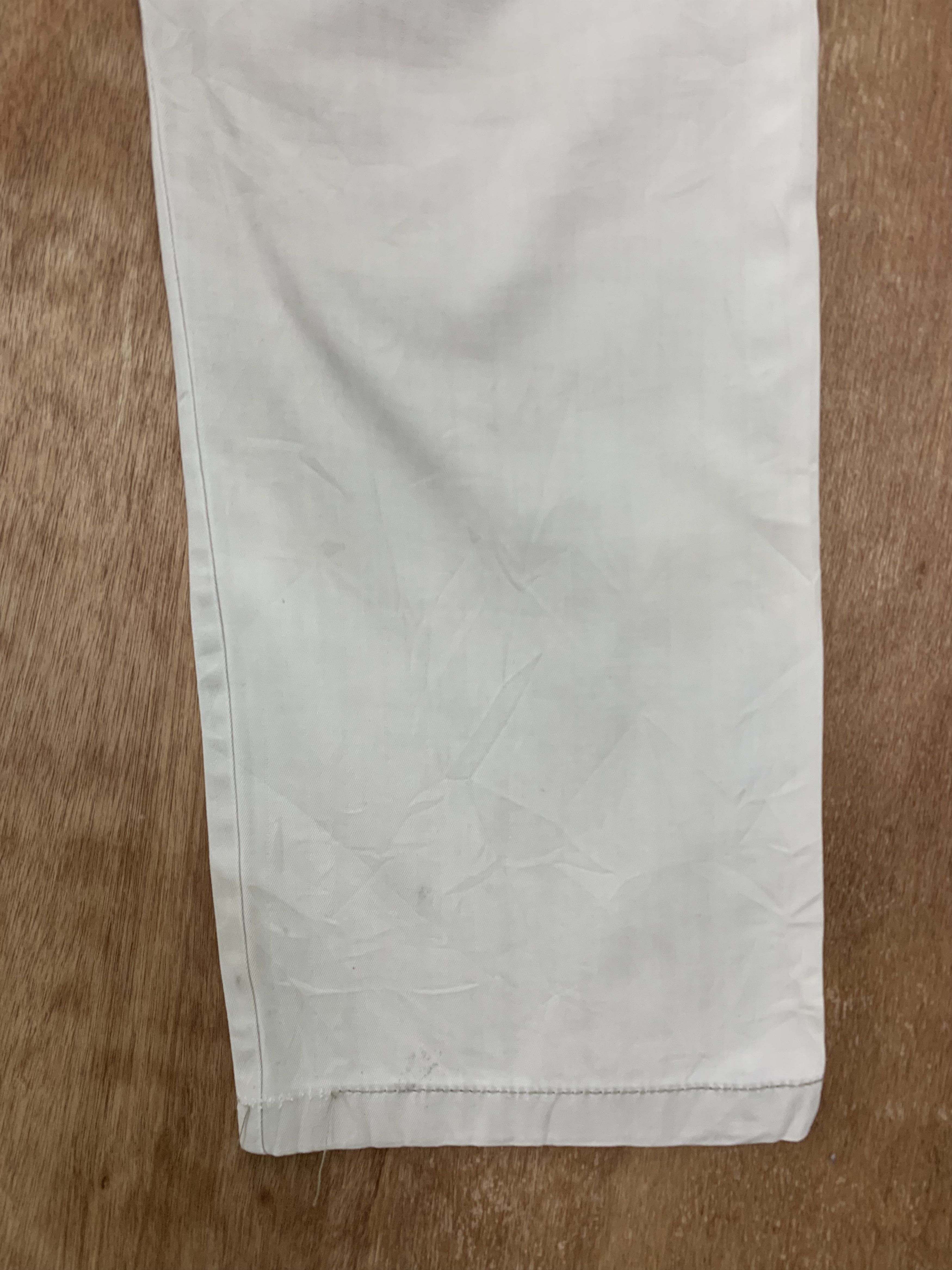 Japanese Brand Casual Bush Pants Red Button Vintage Japanese Branded Style Size US 29 - 13 Thumbnail
