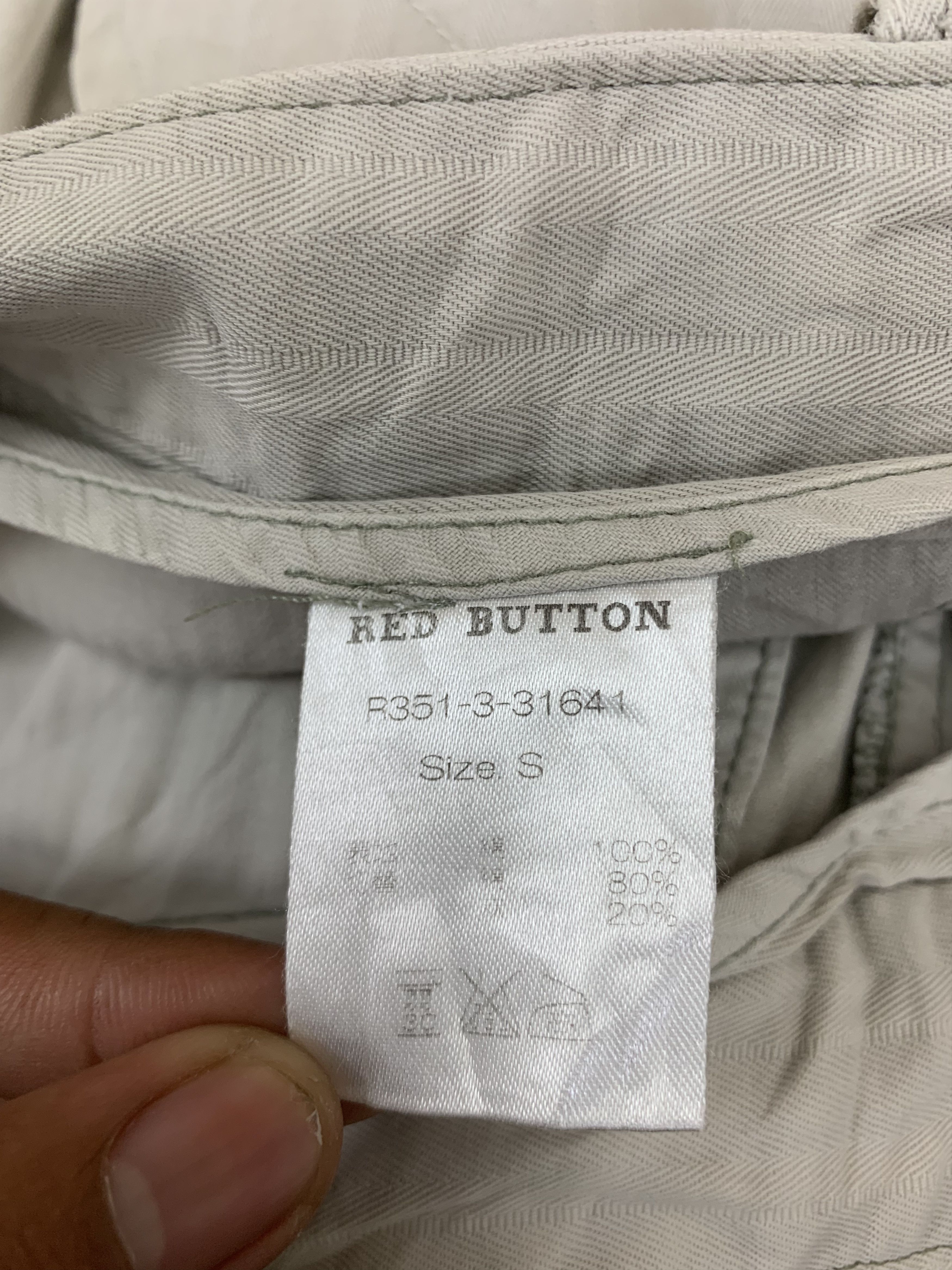 Japanese Brand Casual Bush Pants Red Button Vintage Japanese Branded Style Size US 29 - 16 Thumbnail