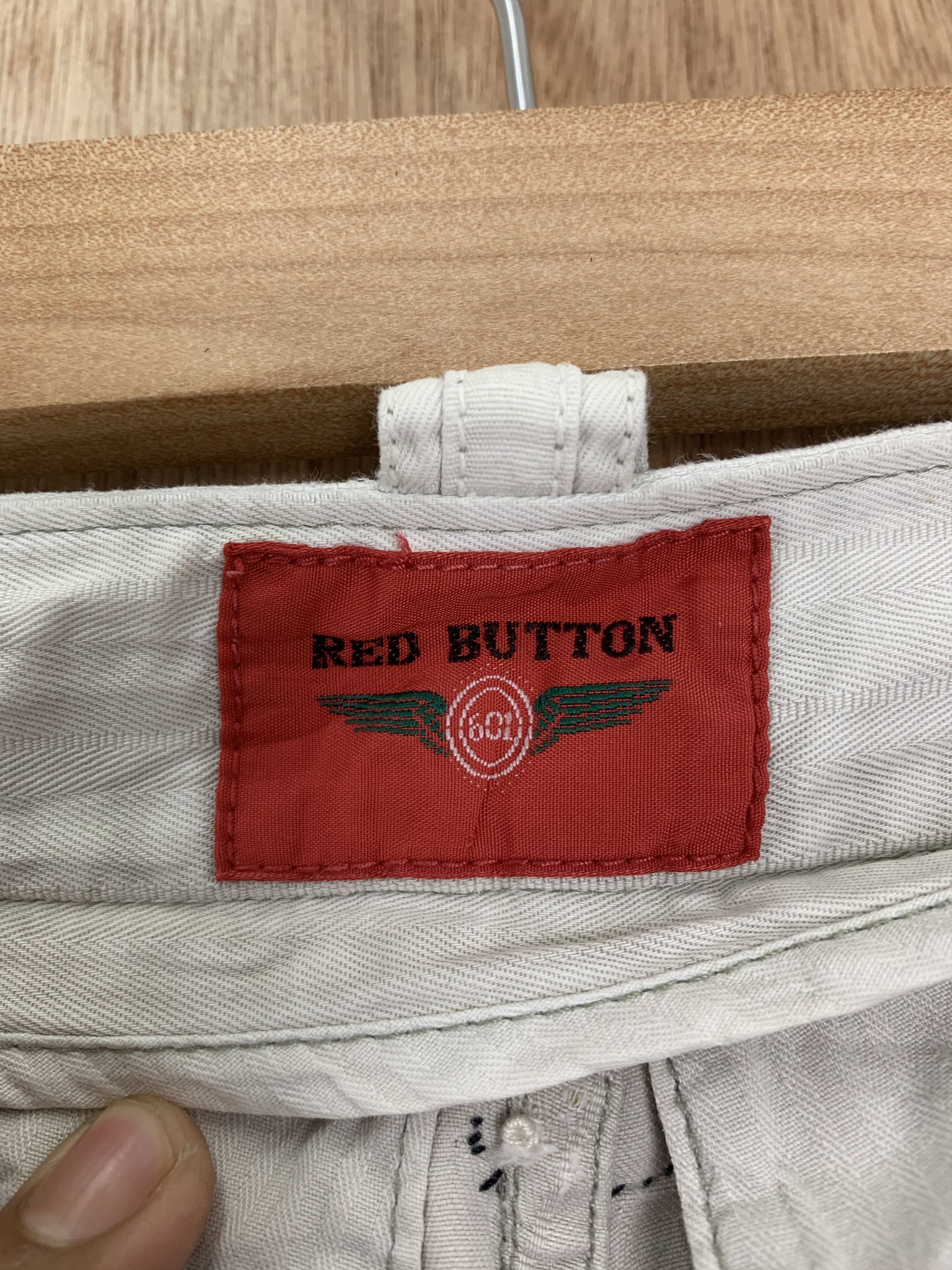 Japanese Brand Casual Bush Pants Red Button Vintage Japanese Branded Style Size US 29 - 9 Thumbnail