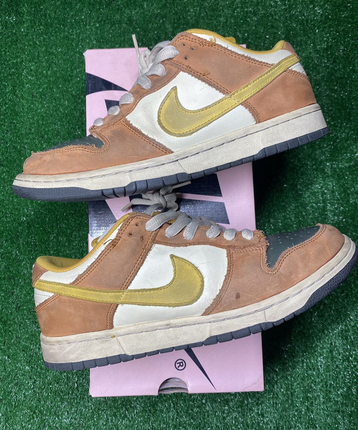 Nike Sb Dunk Low Vapour Mineral Yellow 2005