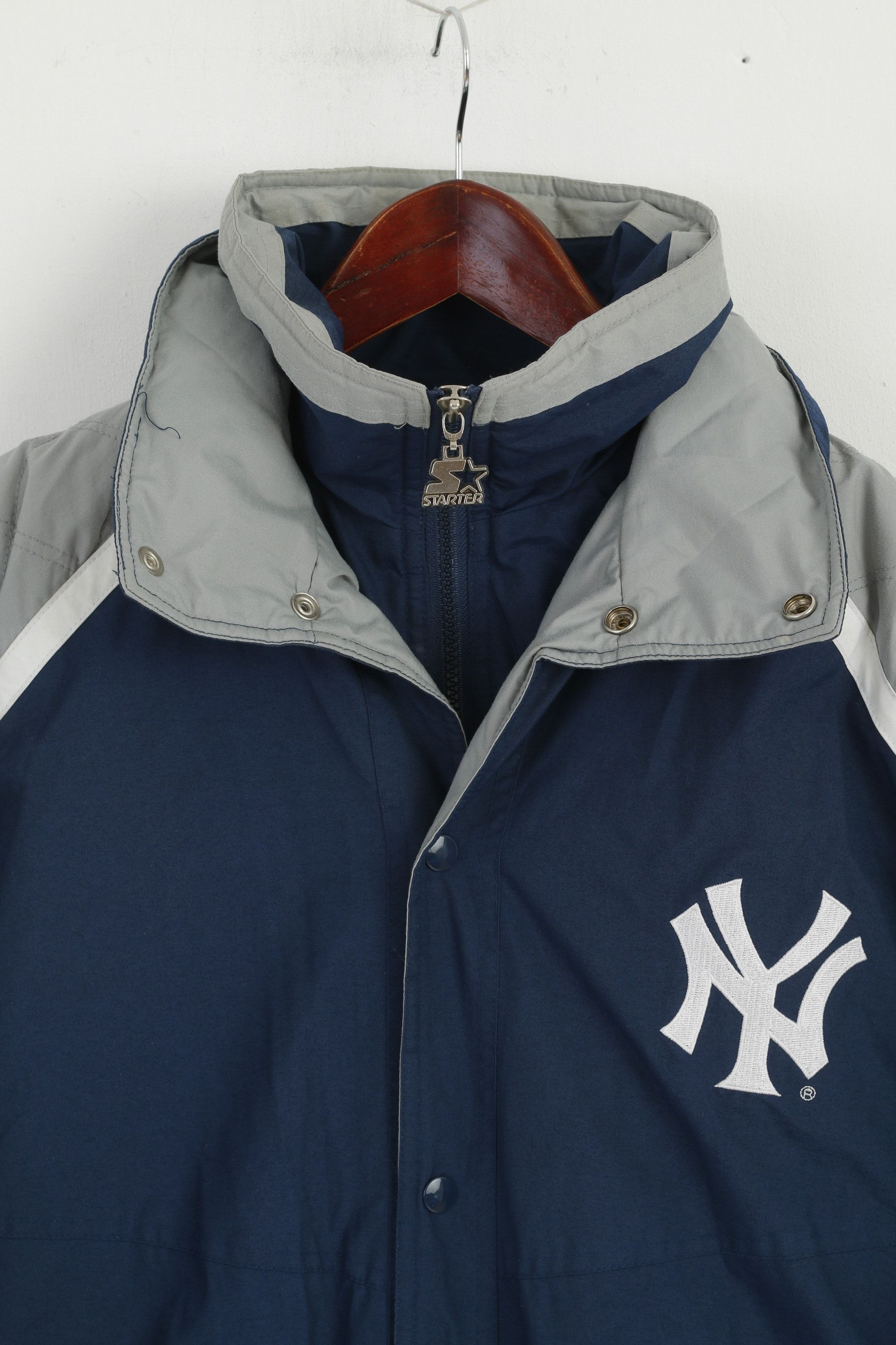 Starter STARTER New York Yankees Men M Jacket Navy Puffer 5465 Size US M / EU 48-50 / 2 - 3 Thumbnail