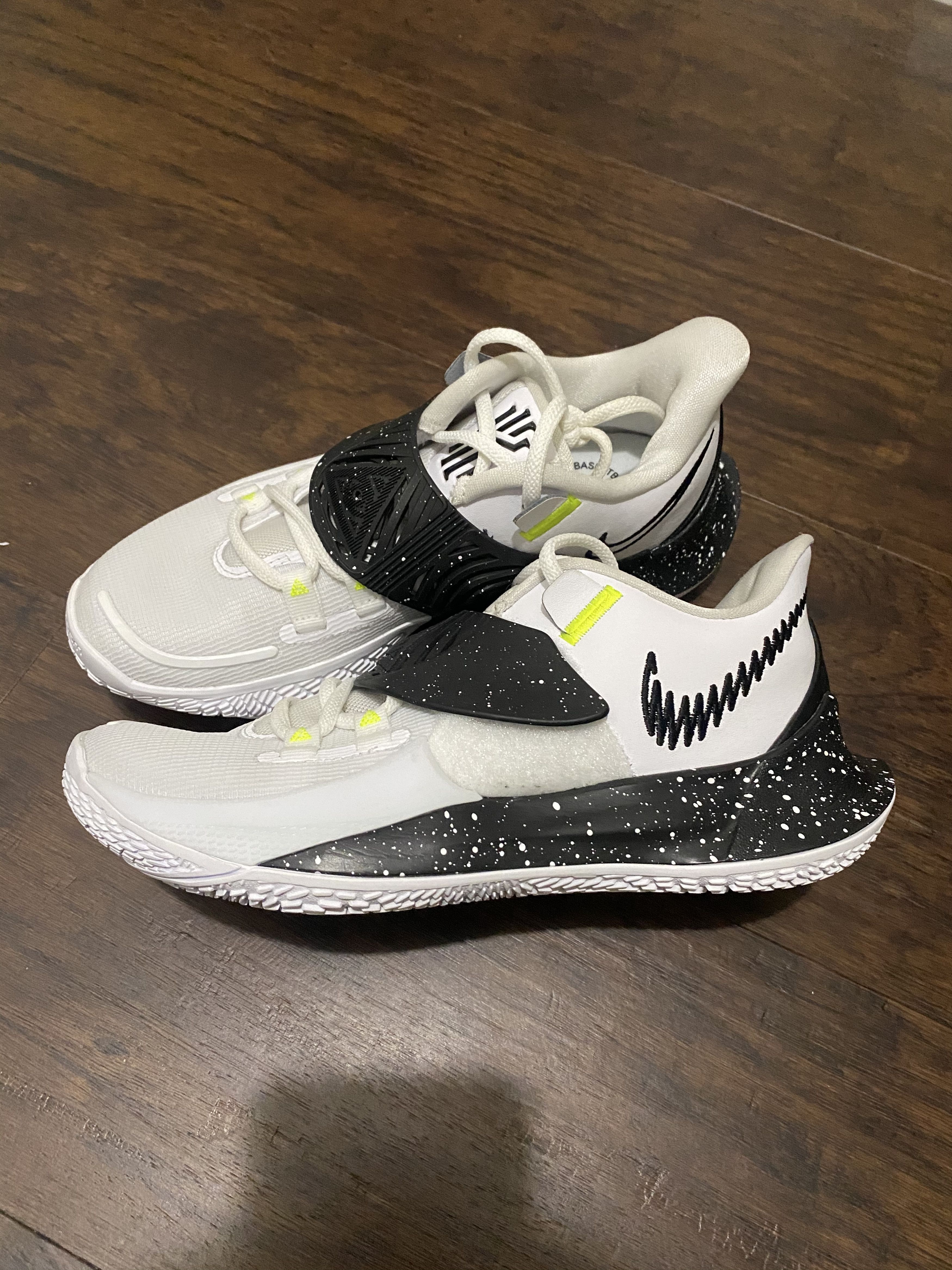 Nike Kyrie Low TB White Size womens basketball