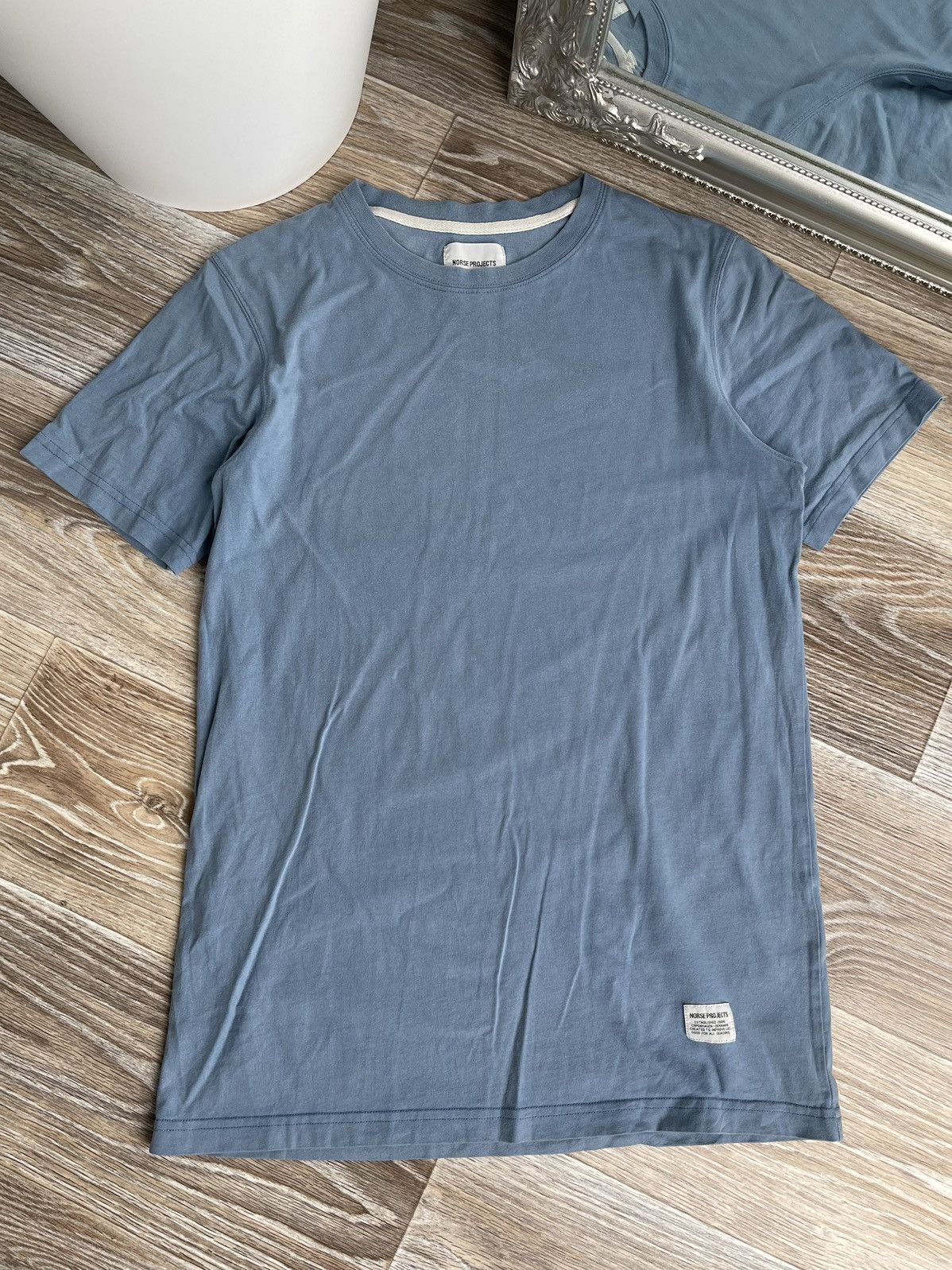 T-shirt Norse Projects Homme – Bleu Moyen Rayé Blanc – Taille S – Coton Stretch – Occasion