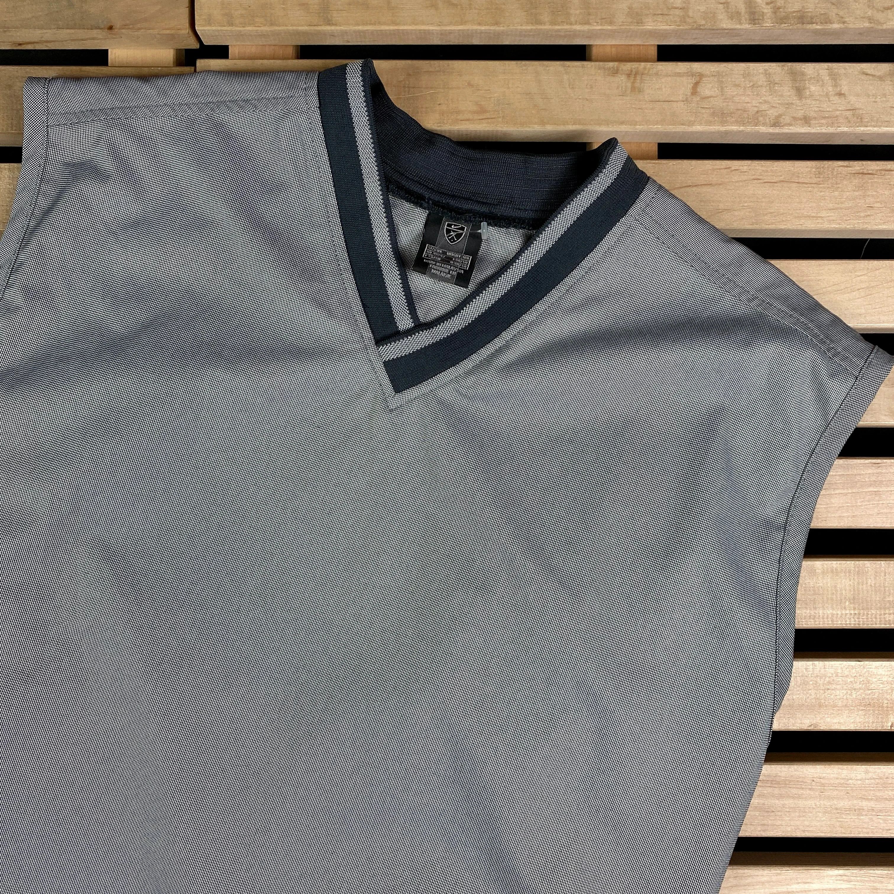 Nike × Vintage Mens Vest Weistcoat Nike Vintage Size XL Size US XL / EU 56 / 4 - 2 Thumbnail