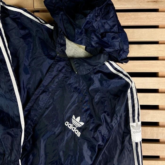 Adidas × Vintage Hooded Jacket Adidas Originals Vintage Big logo Size XL Size US XL / EU 56 / 4 - 2 Thumbnail