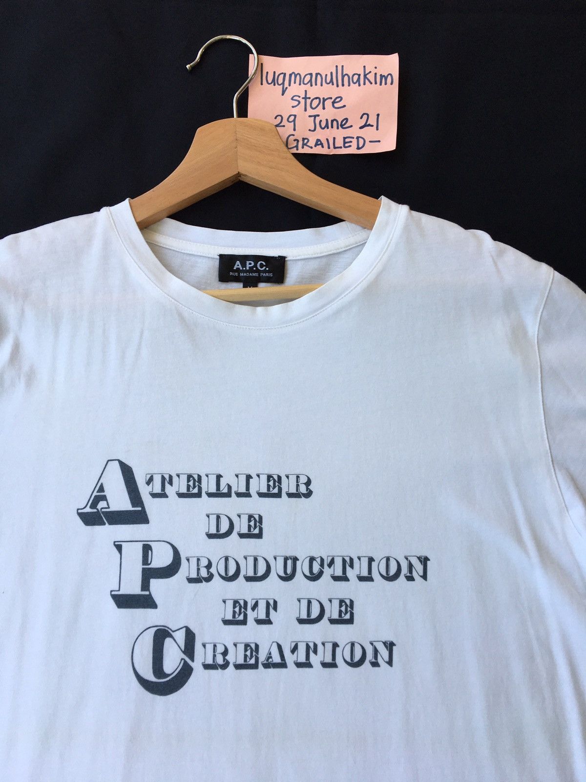 A.P.C. Rare A.P.C Big Logo Spellout Tshirt Size US S / EU 44-46 / 1 - 3 Thumbnail