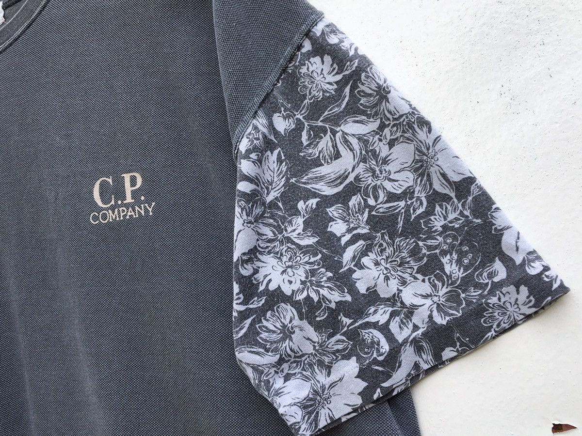 C.P. Company Vintage C.P Company Floral Sleeves Rare Design Tshirt Size US M / EU 48-50 / 2 - 10 Thumbnail
