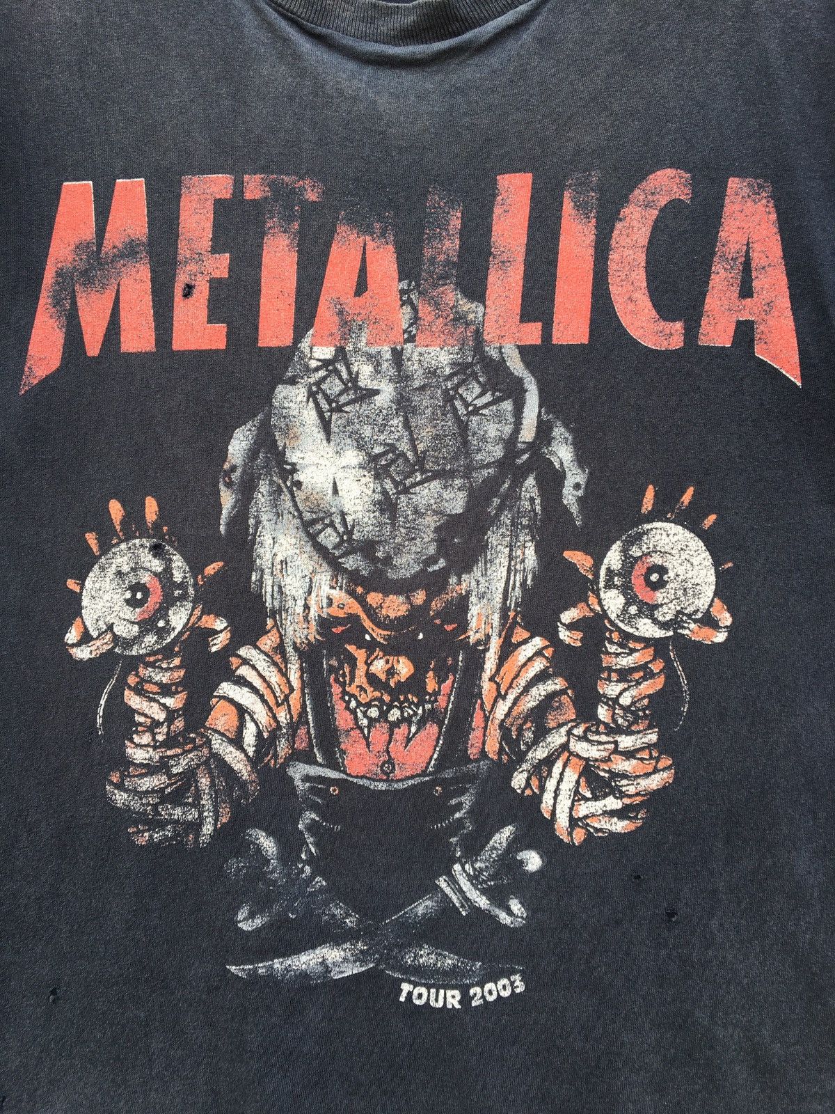 Band Tees Rare Vintage 2003 Metallica Concert Tour Tshirt Size US M / EU 48-50 / 2 - 5 Thumbnail