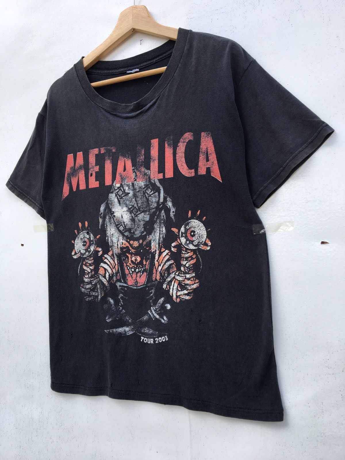 Band Tees Rare Vintage 2003 Metallica Concert Tour Tshirt Size US M / EU 48-50 / 2 - 3 Thumbnail