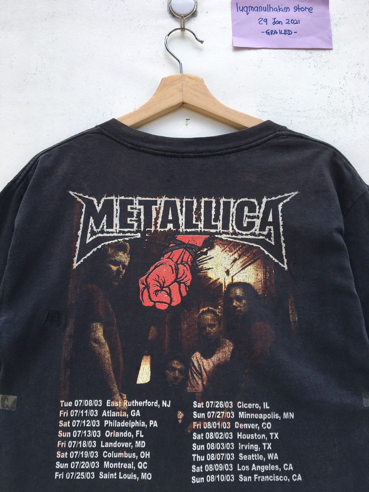 Band Tees Rare Vintage 2003 Metallica Concert Tour Tshirt Size US M / EU 48-50 / 2 - 16 Thumbnail