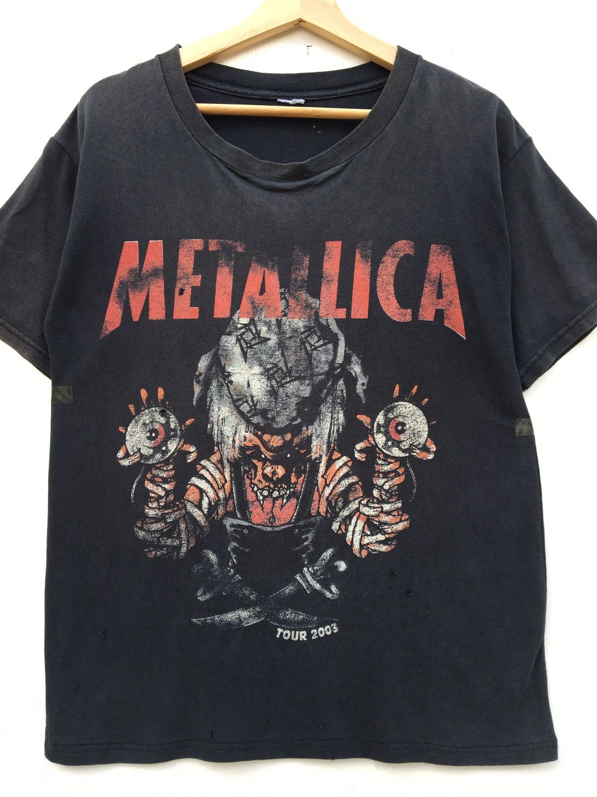 Band Tees Rare Vintage 2003 Metallica Concert Tour Tshirt Size US M / EU 48-50 / 2 - 4 Thumbnail