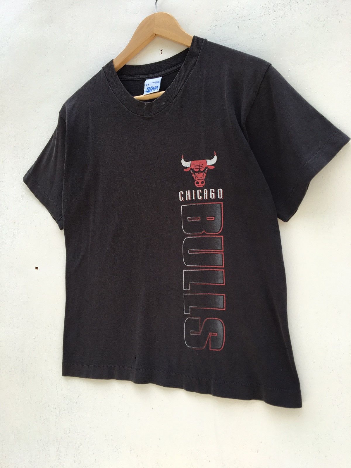 NBA Vintage Chicago Bulls NBA Biglogo Tshirt Size S / US 4 / IT 40 - 11 Thumbnail