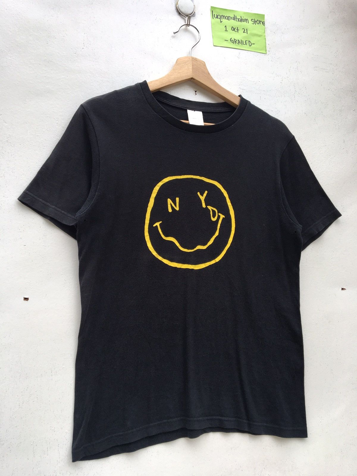 Number (N)ine Rare Vintage Number Nine Nirvana Smiley Face Tshirt Size US S / EU 44-46 / 1 - 3 Thumbnail