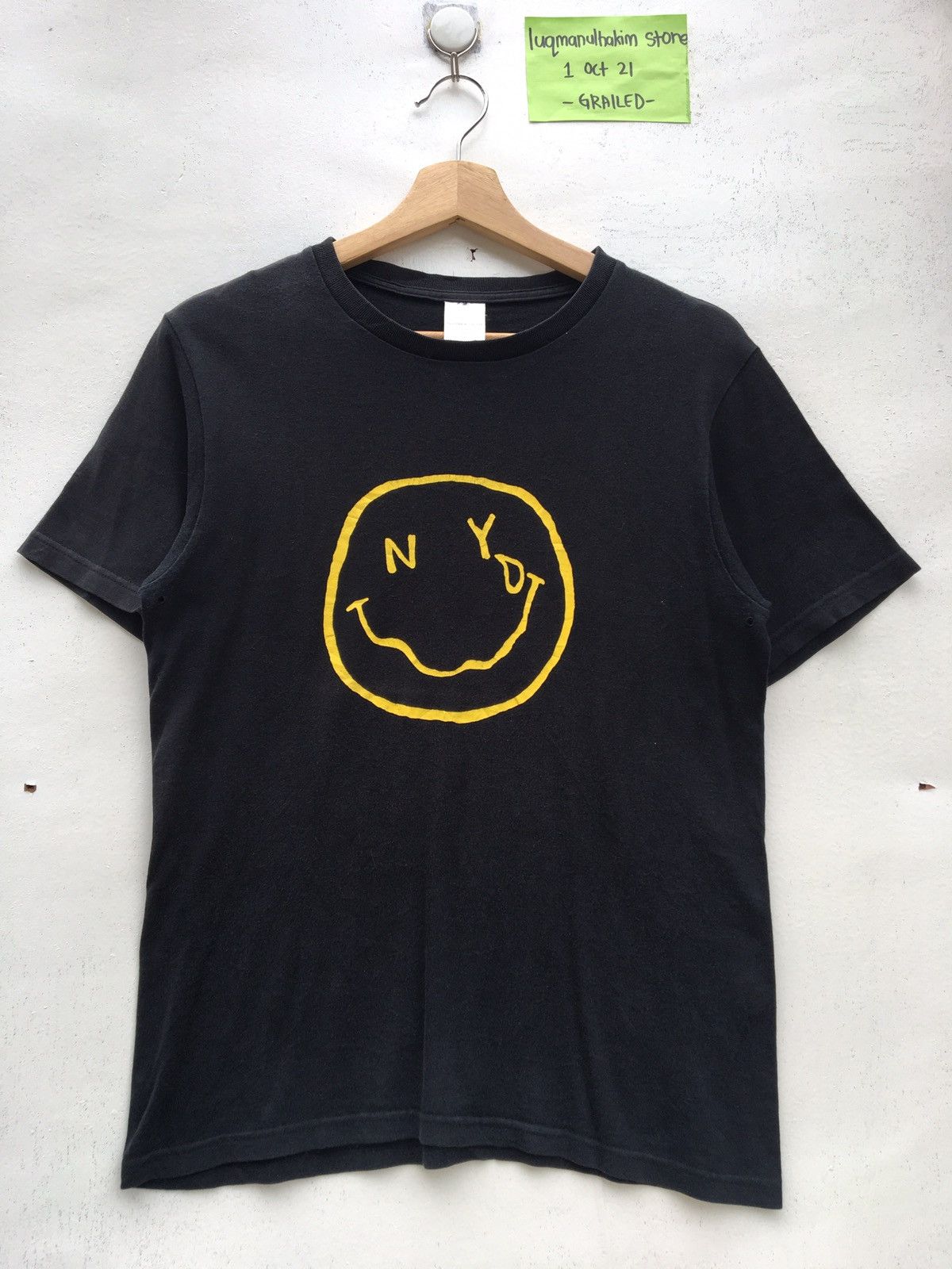 Number (N)ine Rare Vintage Number Nine Nirvana Smiley Face Tshirt Size US S / EU 44-46 / 1 - 2 Thumbnail
