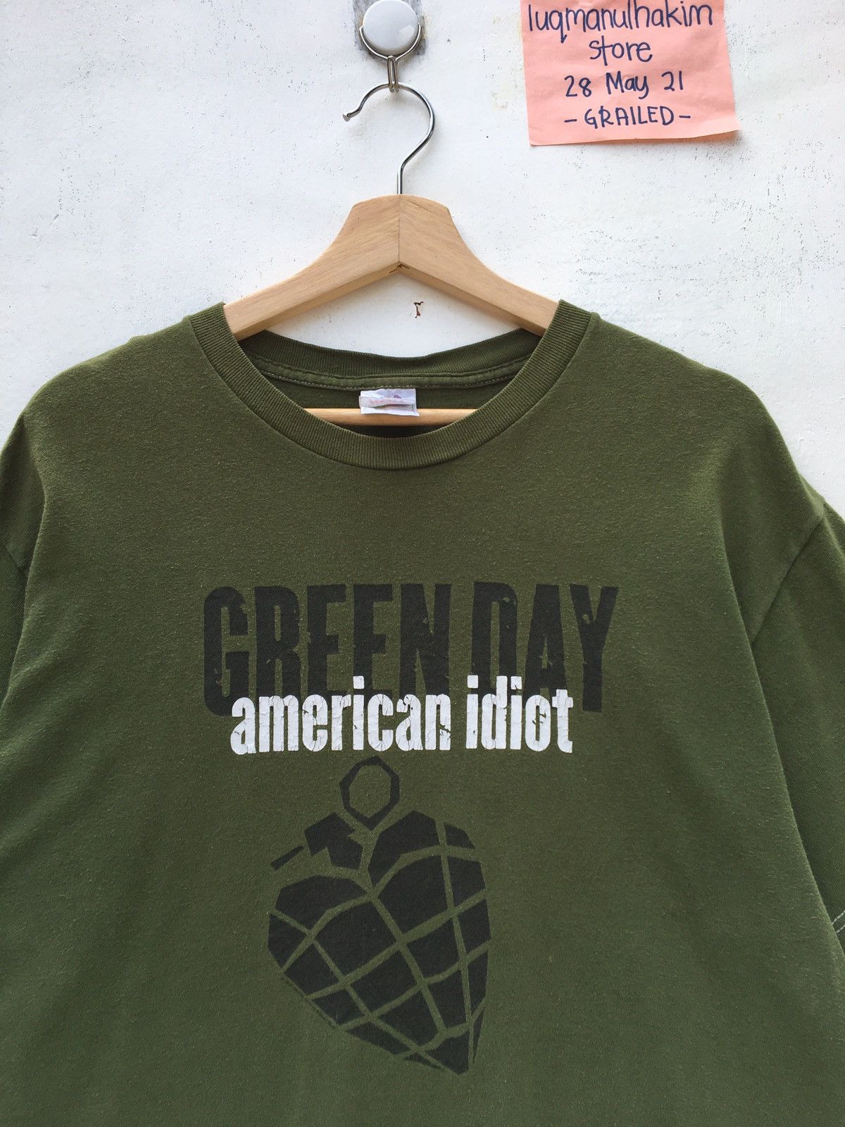 Band Tees Vintage Green Day American Idiot Tour Tshirt Size US M / EU 48-50 / 2 - 1 Thumbnail