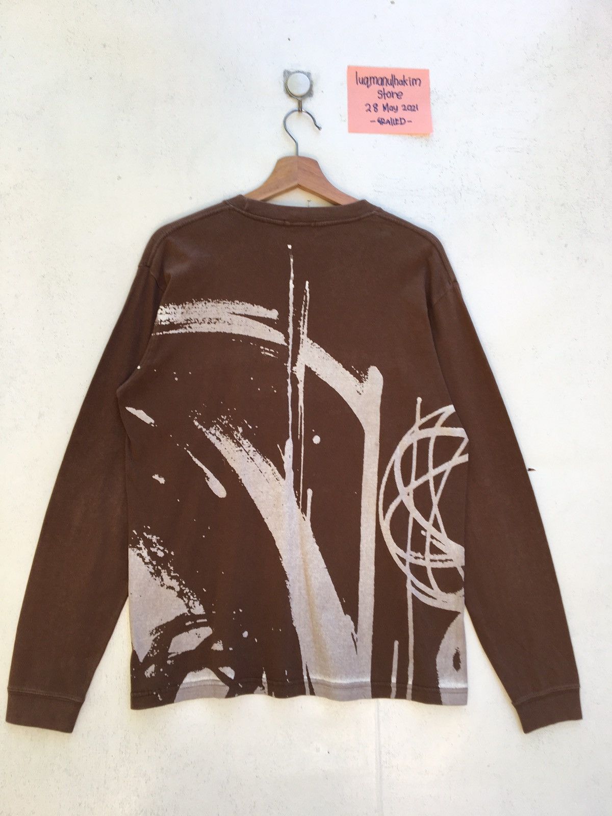image of Vintage Futura 2000 Laboratories Art Design Longsleeve in Brown, Men's (Size Medium)