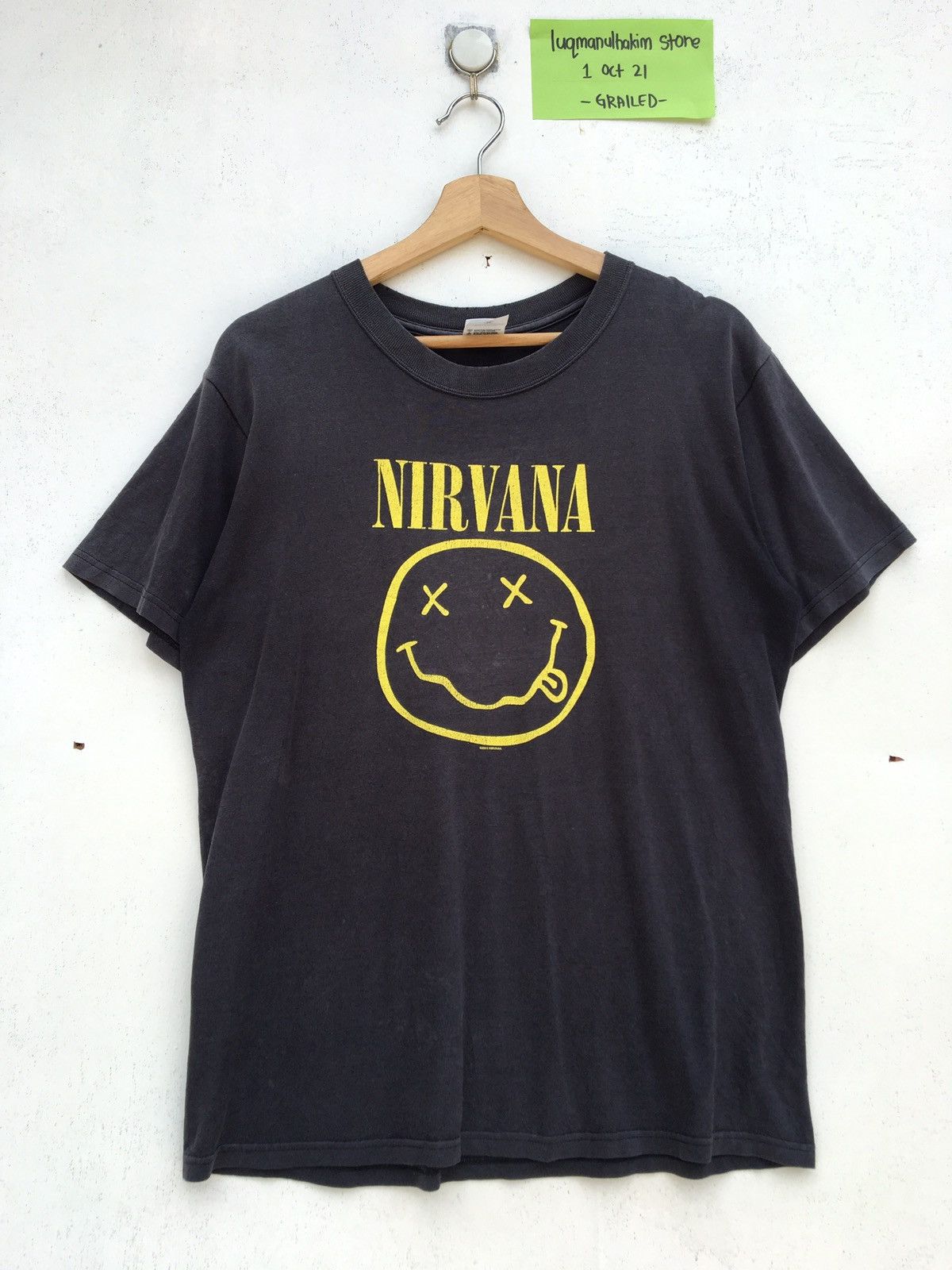 Band Tees Vintage Nirvana Kurt Cobain 2003 Anvil Tag Size US M / EU 48-50 / 2 - 2 Thumbnail