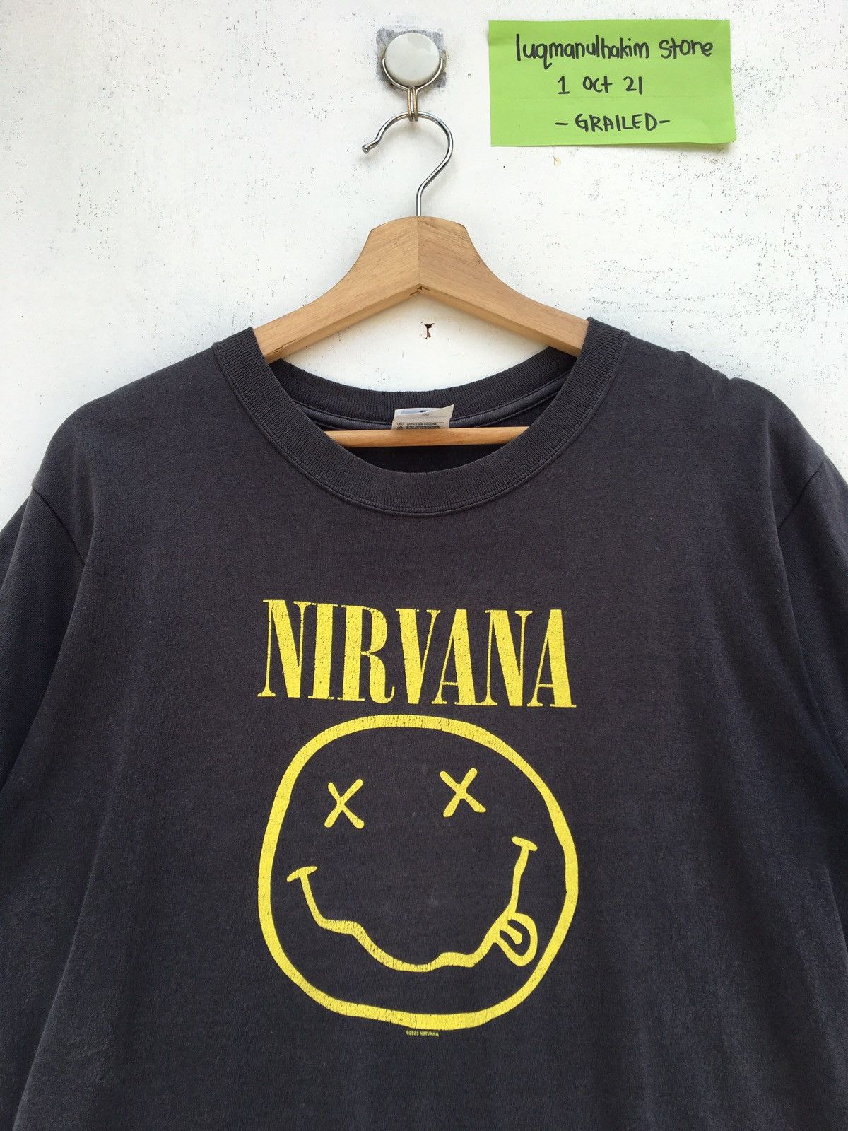Band Tees Vintage Nirvana Kurt Cobain 2003 Anvil Tag Size US M / EU 48-50 / 2 - 1 Thumbnail