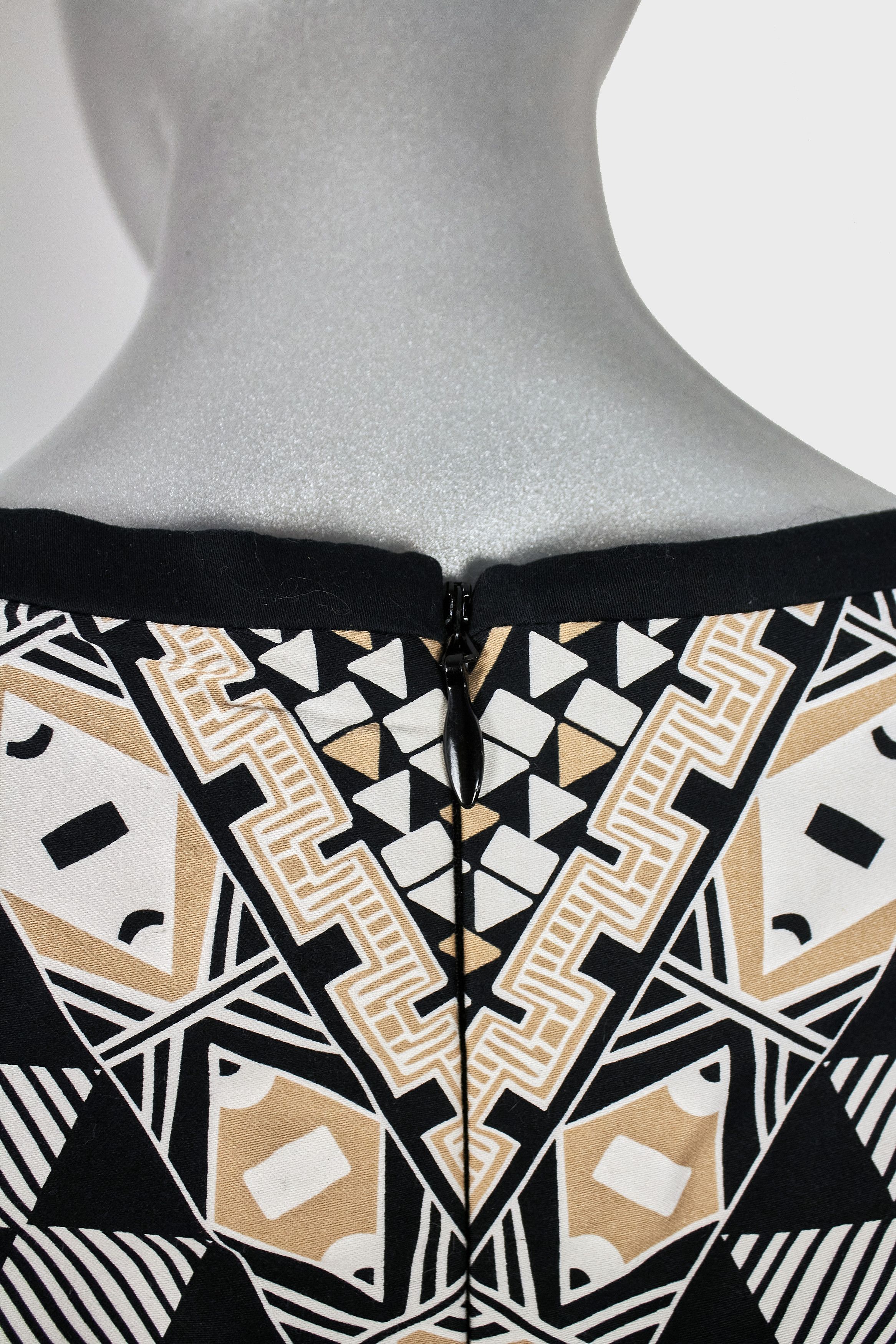 Marks & Spencer Mark & Spencer black bodycon dress, evening dress Size M / US 6-8 / IT 42-44 - 8 Thumbnail