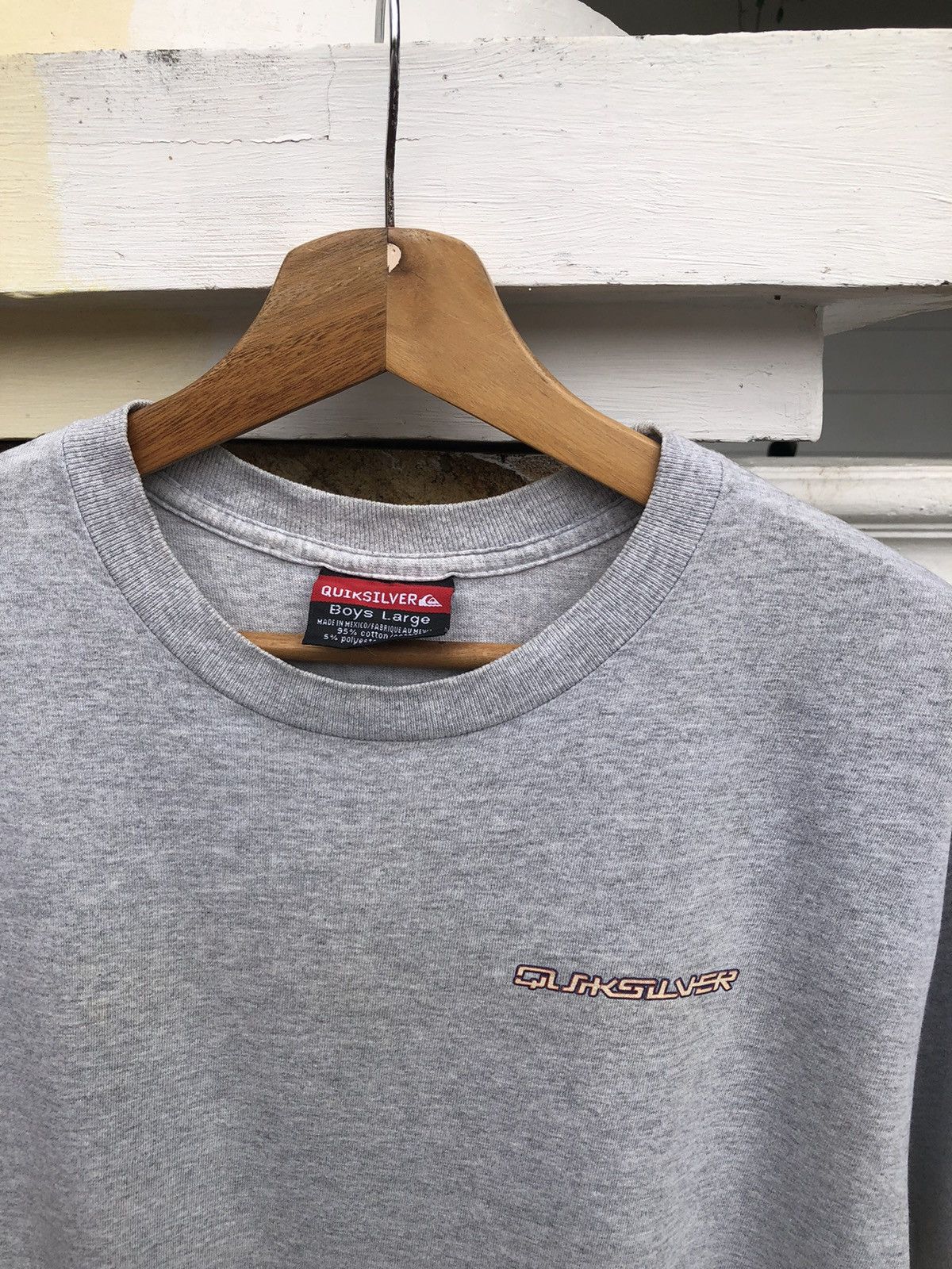 Quiksilver Rare🔥Vintage Quiksilver Surfboarding T shirt Size US S / EU 44-46 / 1 - 3 Thumbnail