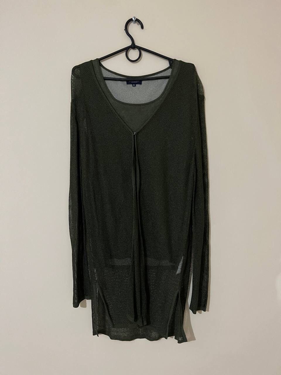 Burberry Burberry London cardigan and blouse Size M / US 6-8 / IT 42-44 - 1 Thumbnail