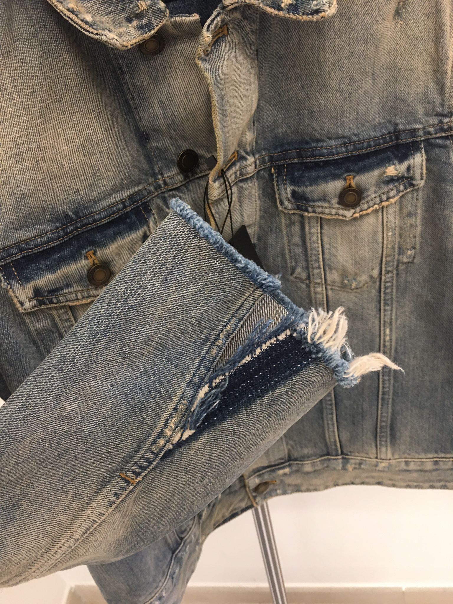 Saint Laurent Paris SS'20 Jacket Trucker Ripped Sleeves Size US S / EU 44-46 / 1 - 5 Thumbnail
