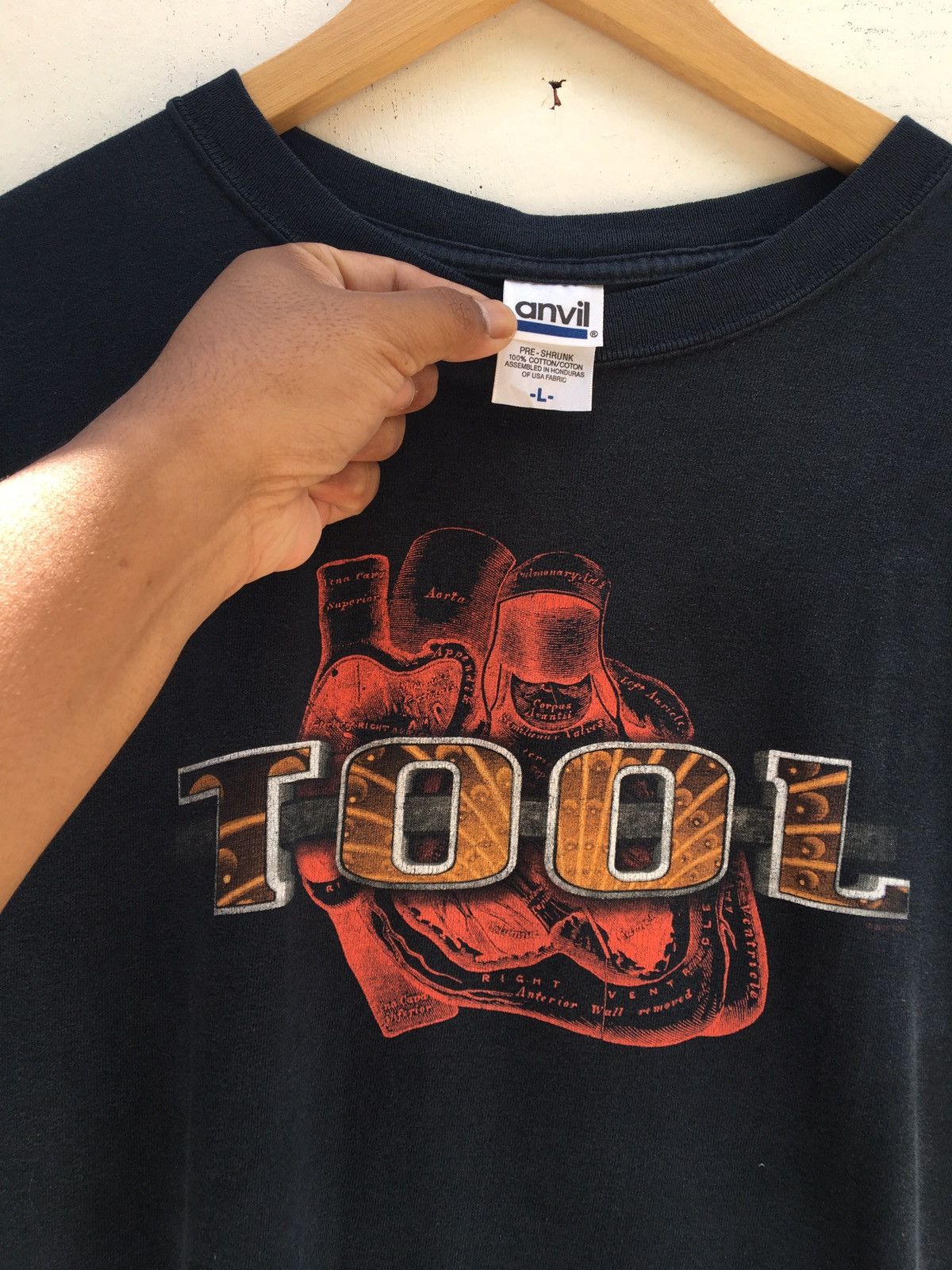 Band Tees Vintage TOOL Undertow Heart Anatomy Band T-Shirt Size US L / EU 52-54 / 3 - 6 Thumbnail