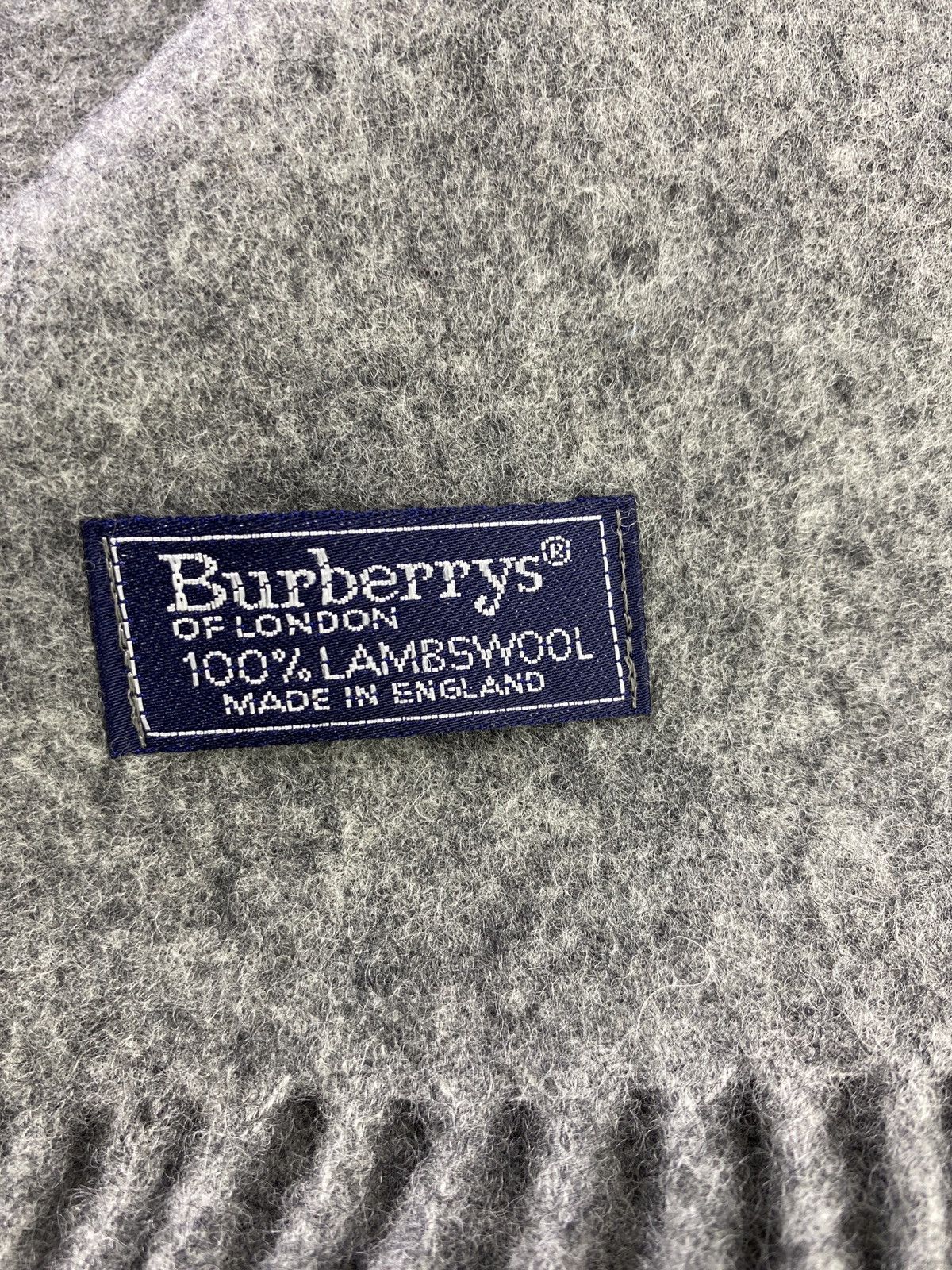 Vintage Burberry Scarf/Muffler -T108