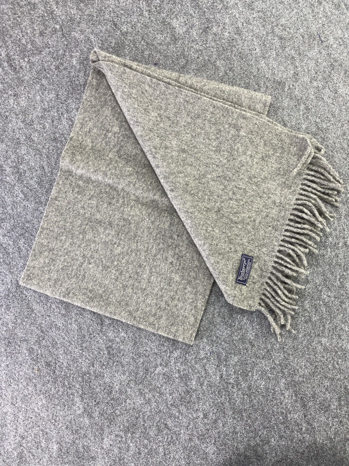 Vintage Burberry Scarf/Muffler -T108