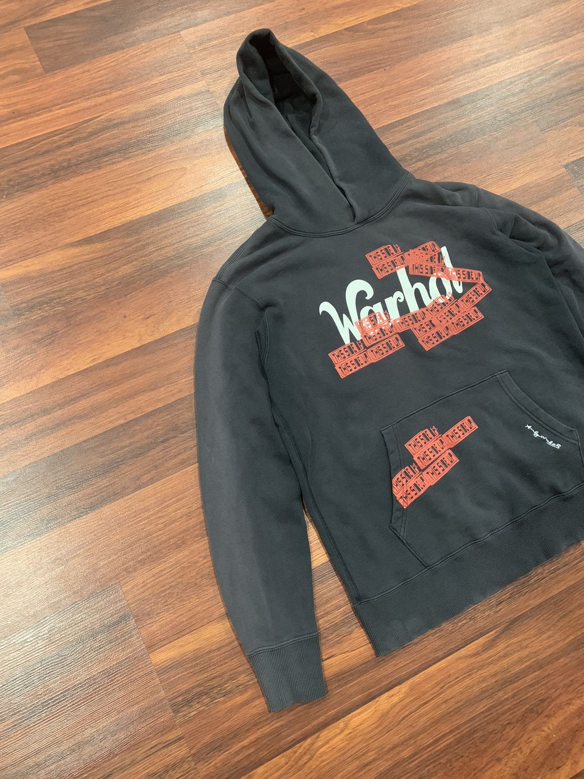 Andy Warhol × Japanese Brand × Uniqlo Sun Faded Andy Warhol Hooded Sweater Size US L / EU 52-54 / 3 - 3 Thumbnail
