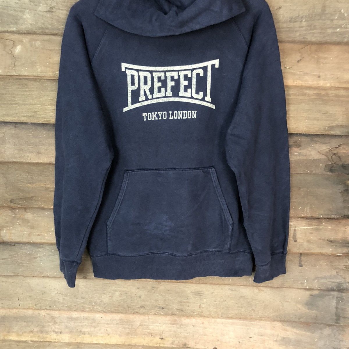 Japanese Brand Uniqlo Prefect Tokyo London Dark blue Hoodie #4797 Size US L / EU 52-54 / 3 - 3 Thumbnail