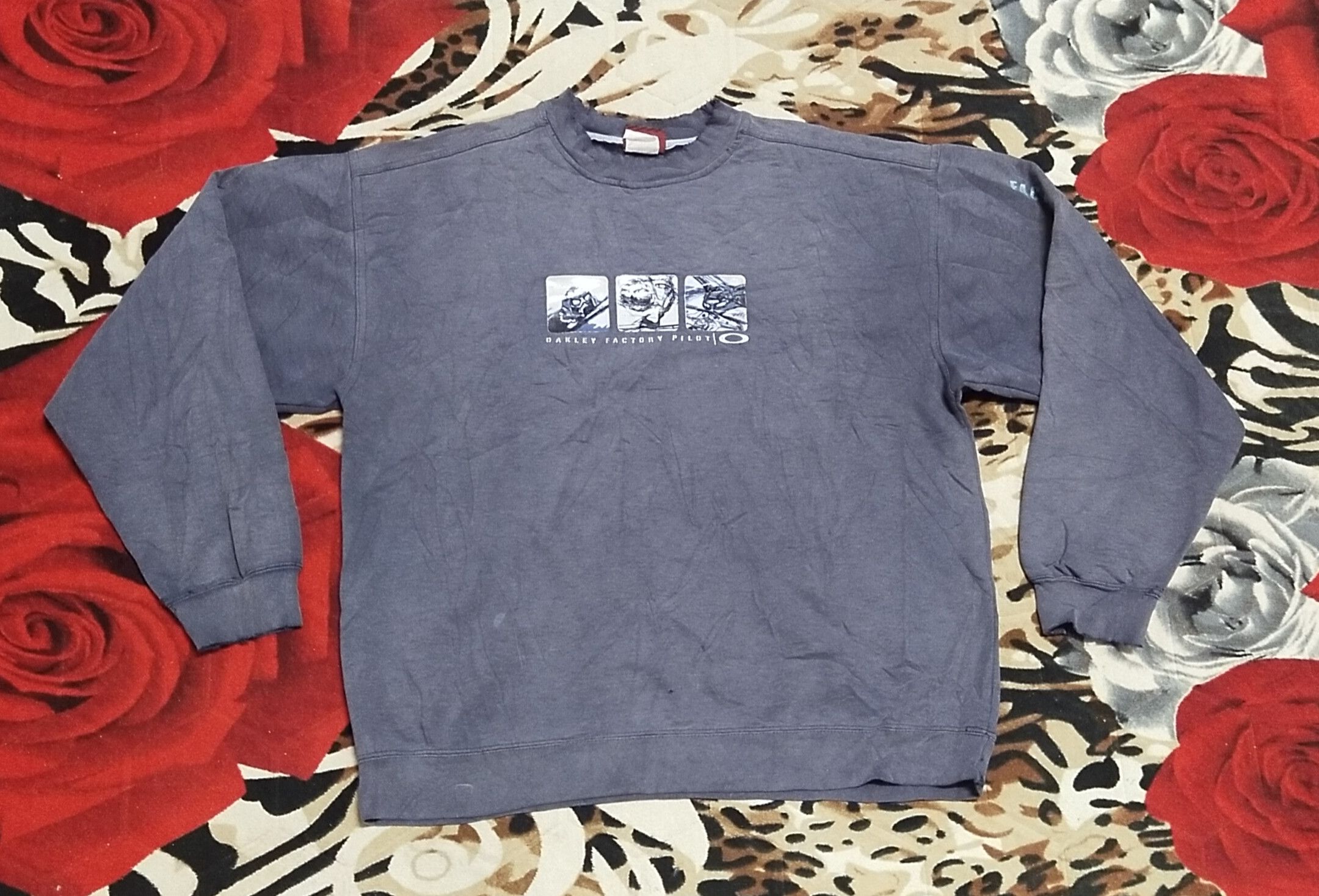 Oakley Final💥 Drop Vintage Oakley Destressed Sweatshirt S Size US S / EU 44-46 / 1 - 3 Thumbnail